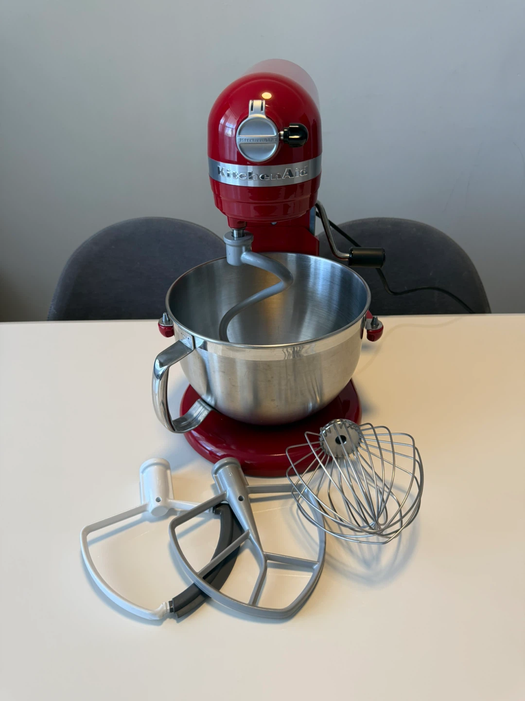 KitchenAid 6 Qt Stand Mixer - Red