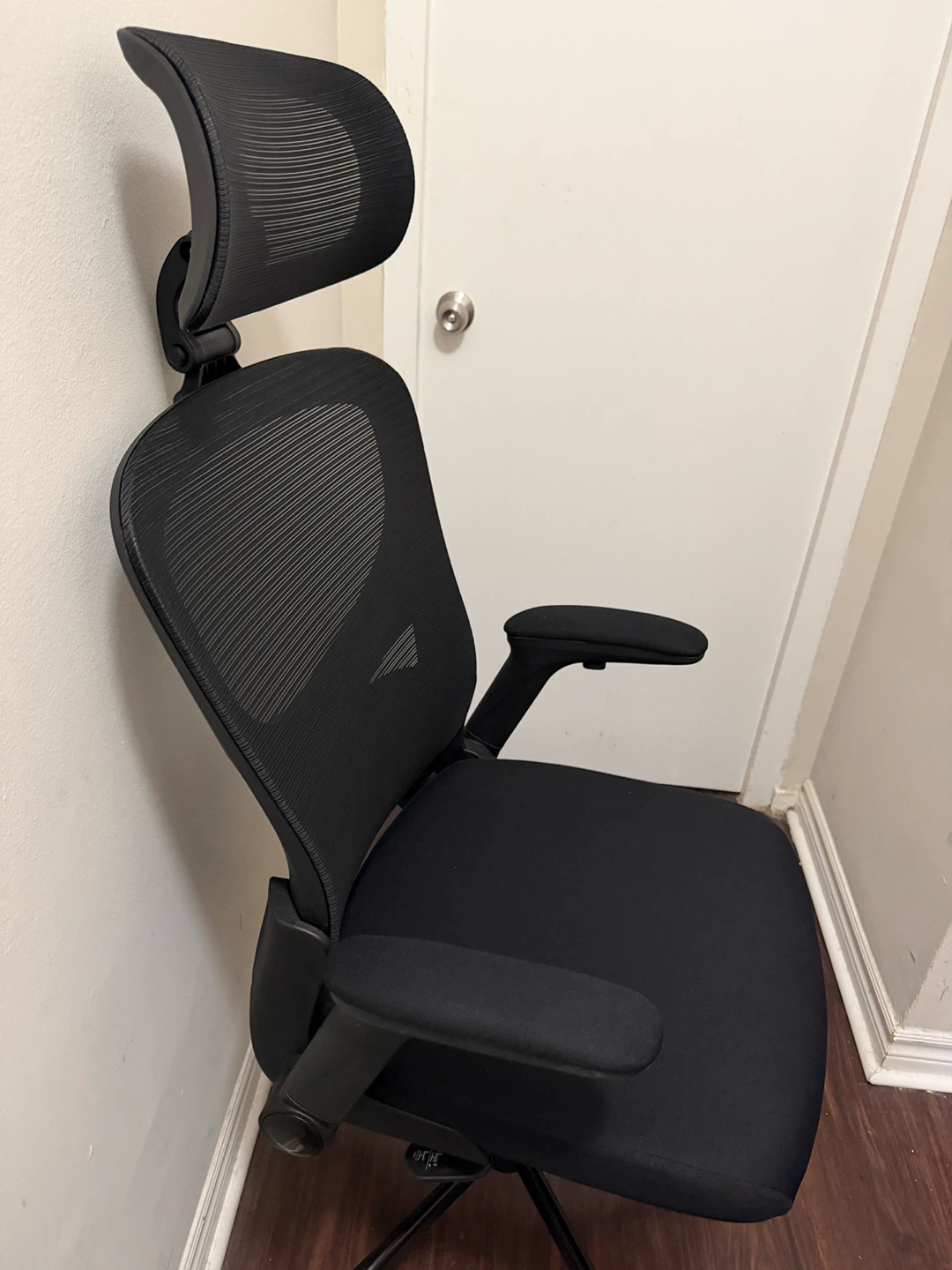 Brand New Ergonomic Office Chair - photo 2