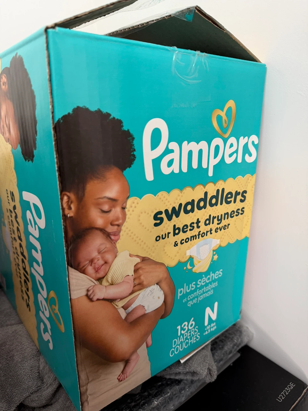 Huggies Skin Essentials + Pampers Swaddlers - photo 3