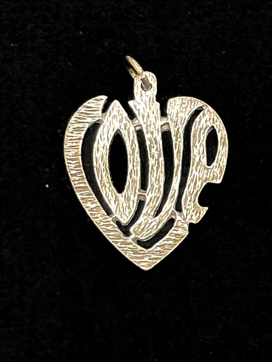 STUNNING Vintage STERLING SILVER Love Heart Pendant