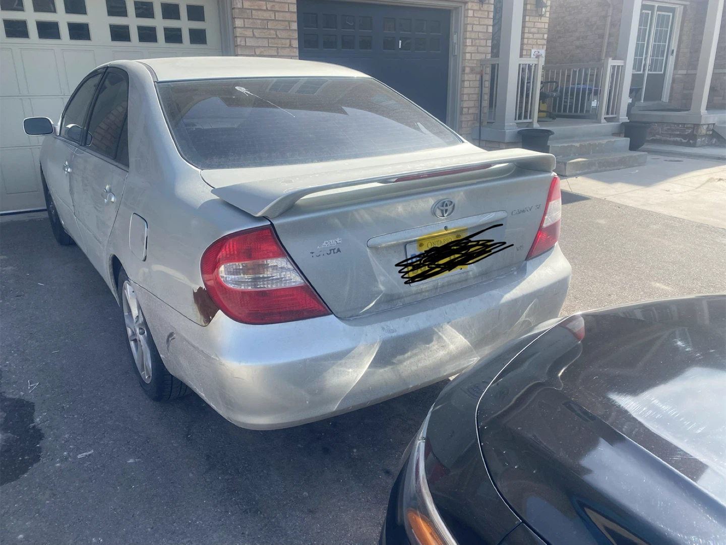 Toyota Camry SE Sedan - photo 2
