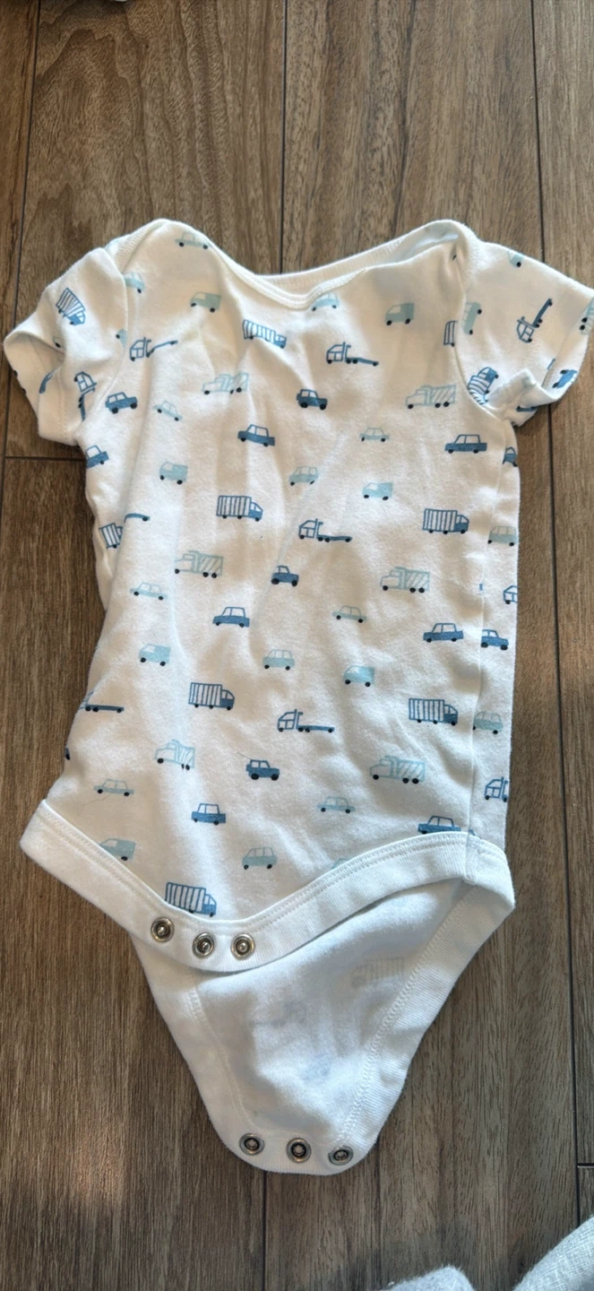 Baby Clothes Bundle - photo 5