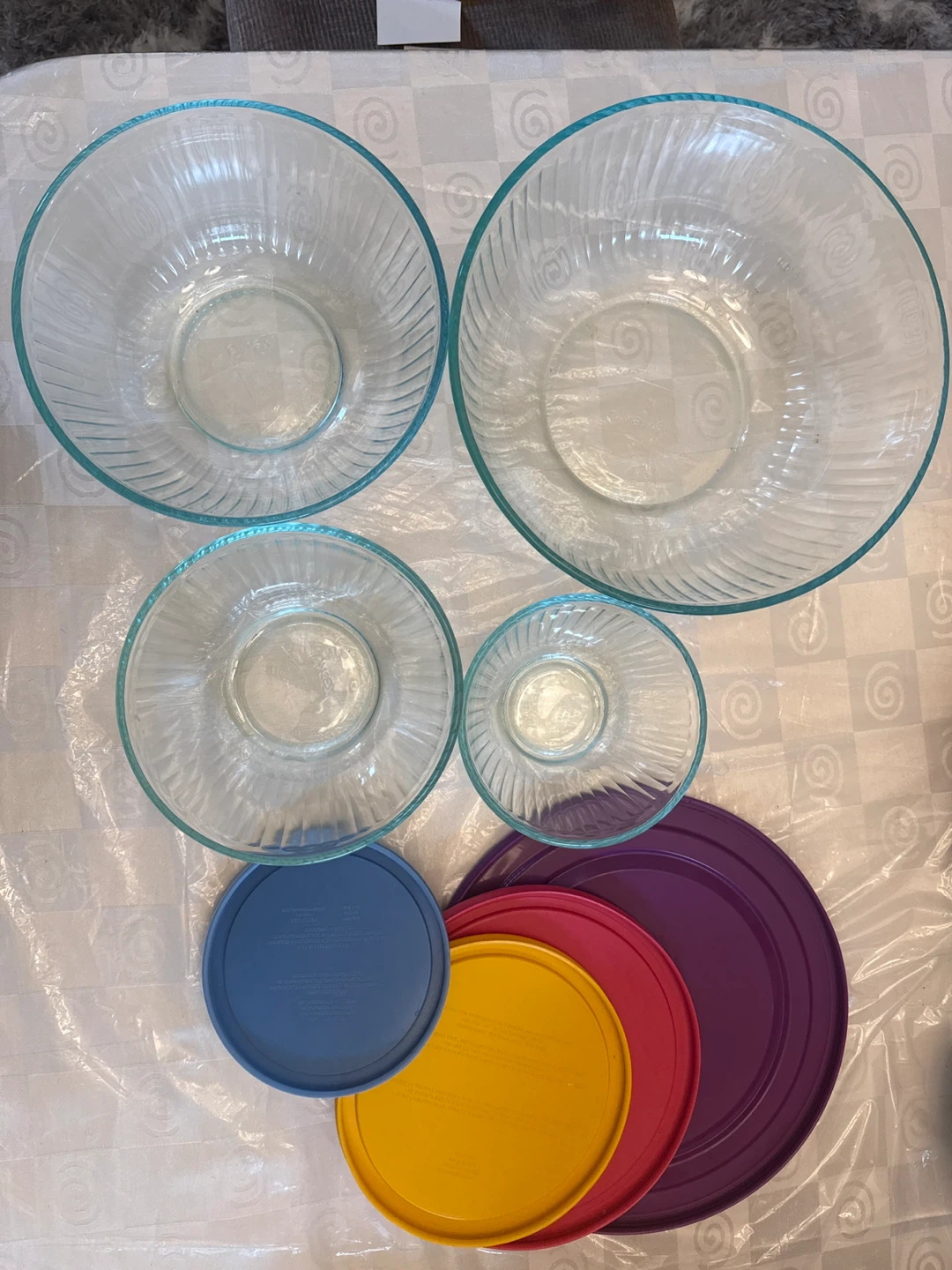 Pyrex Glass Mixing Bowls with Lids - photo 2