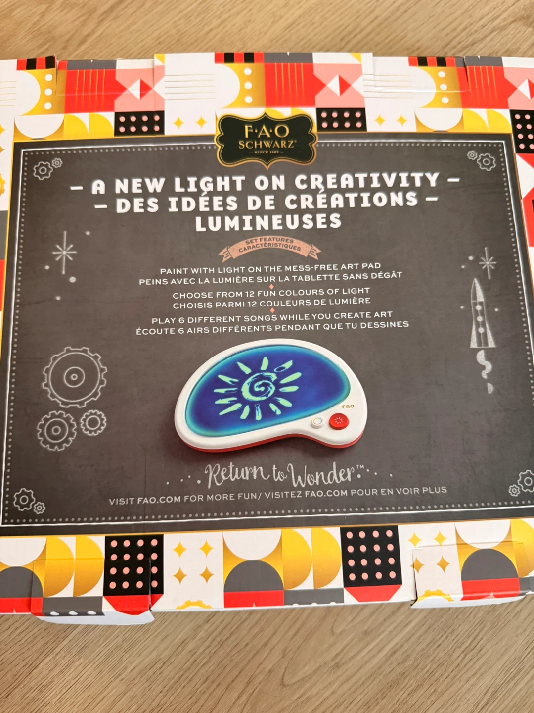 FAO Schwarz Mess-Free Glow Palette Musical LED Art Pad - photo 2