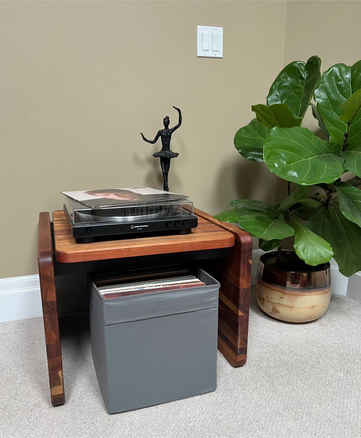 Solid Wood Side/End Table/Stand