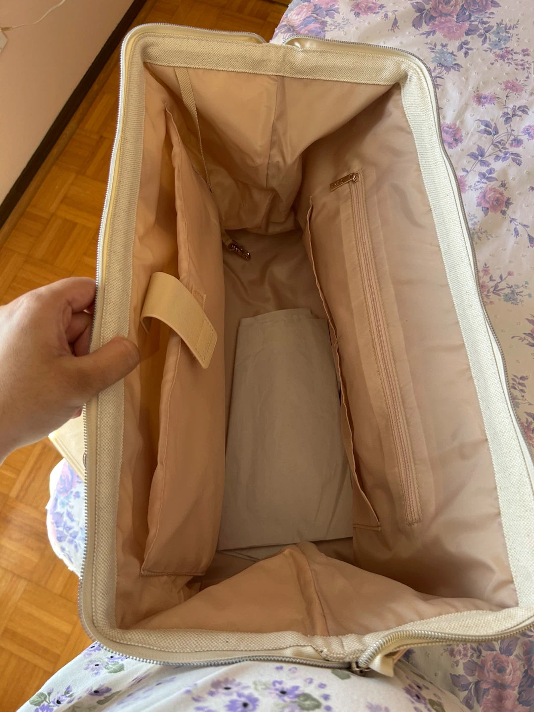 BEIS The Weekender Bag in Beige BNWT - photo 4