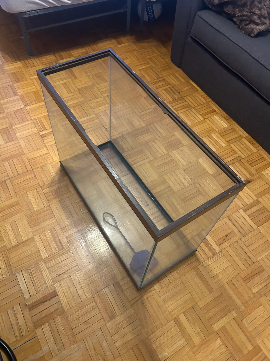 40-50gallon vintage fish tank with lid