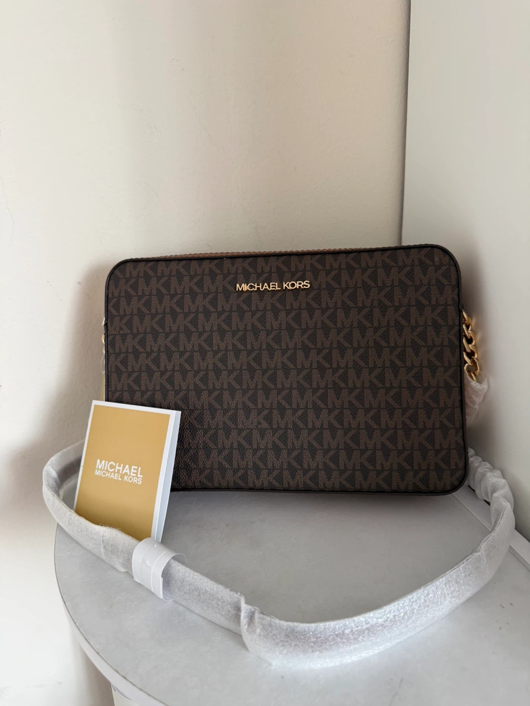 Michael Kors Brown Monogram Camera Bag - photo 2