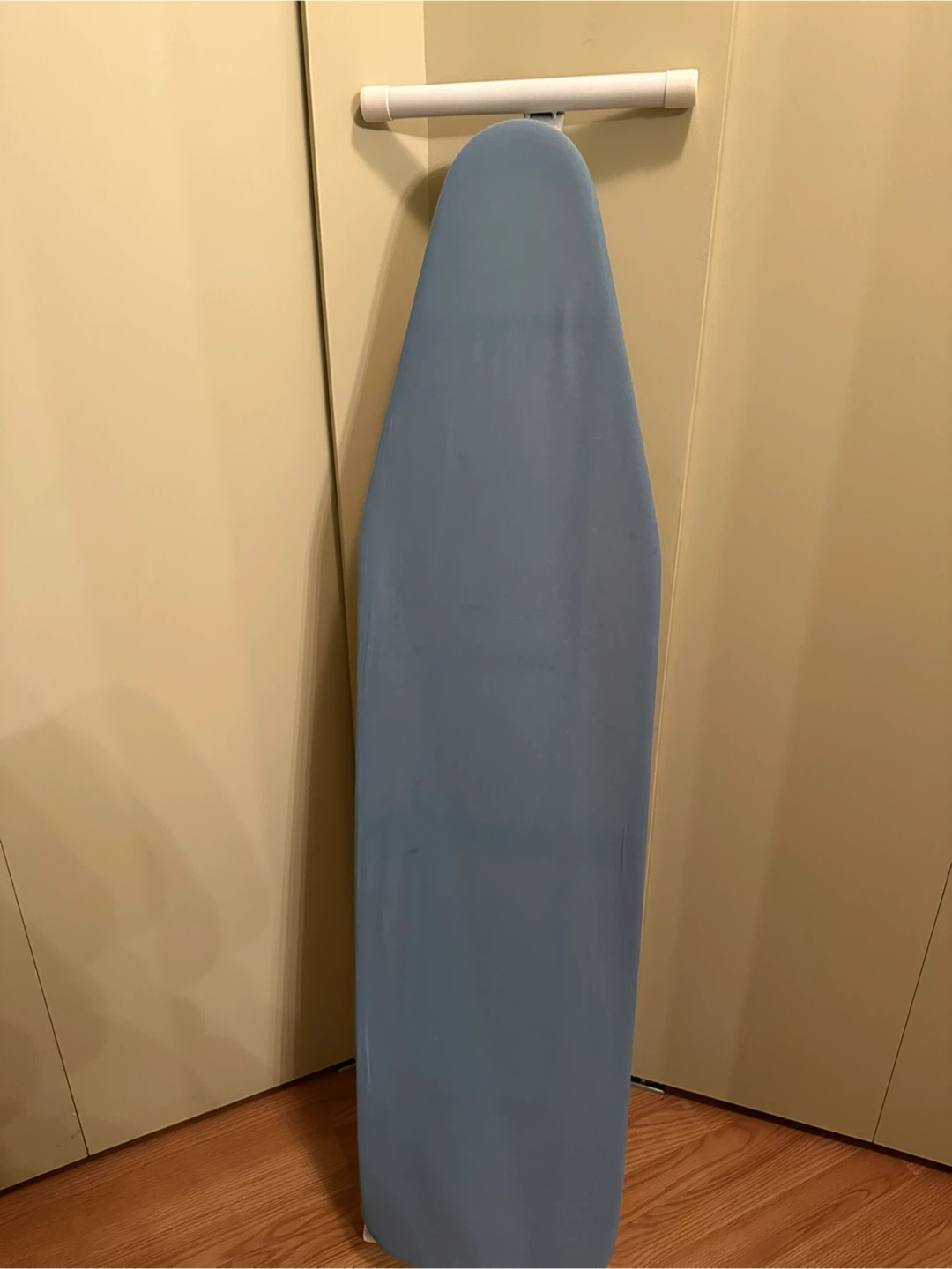 Iron and ironing board for sale - photo 3