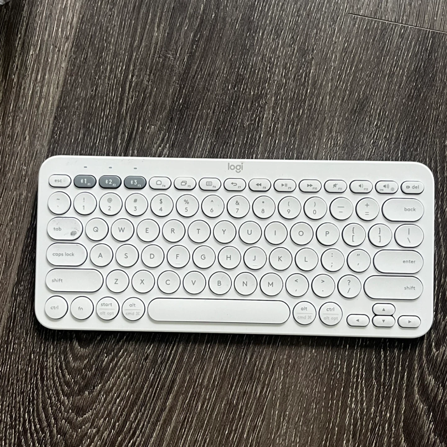 Logitech K380 wireless Bluetooth Keyboard - White