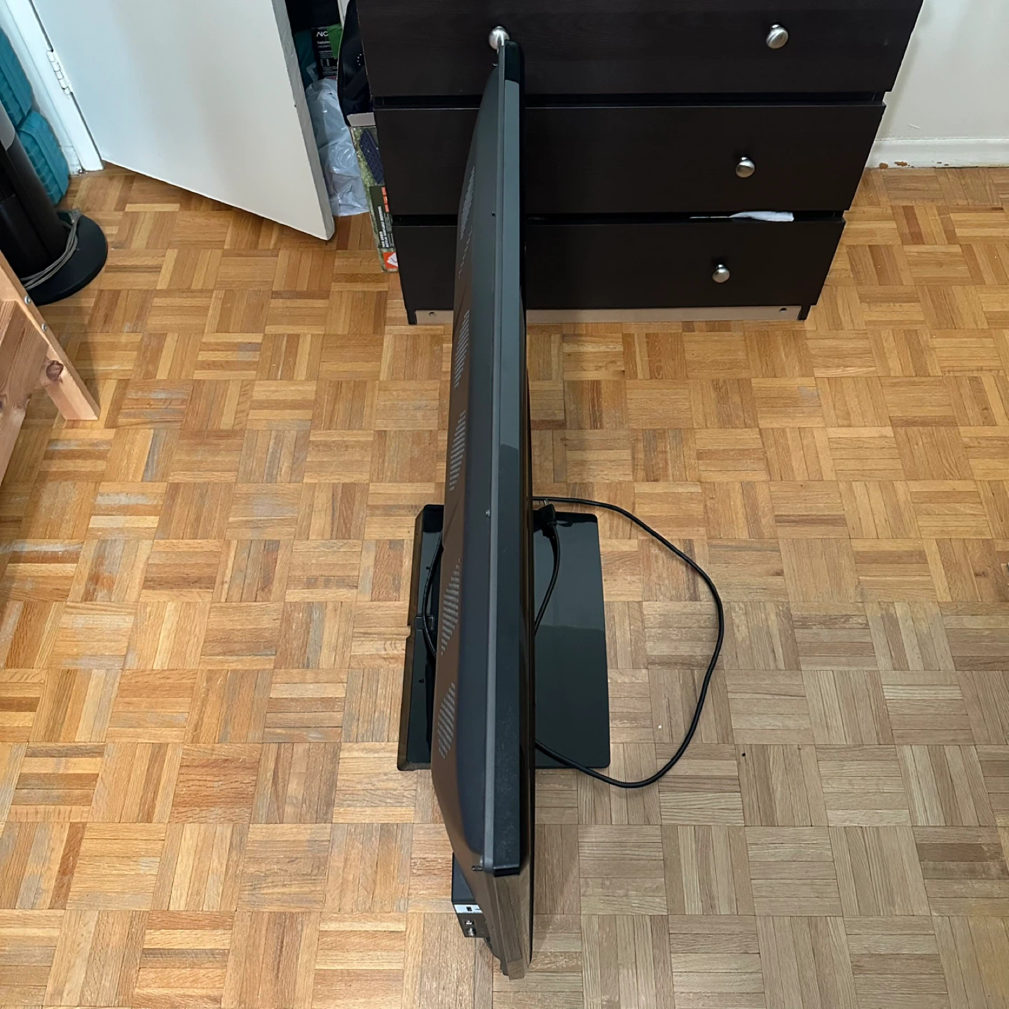 Panasonic 42” Plasma HDTV w/ Stand & Remote - photo 2