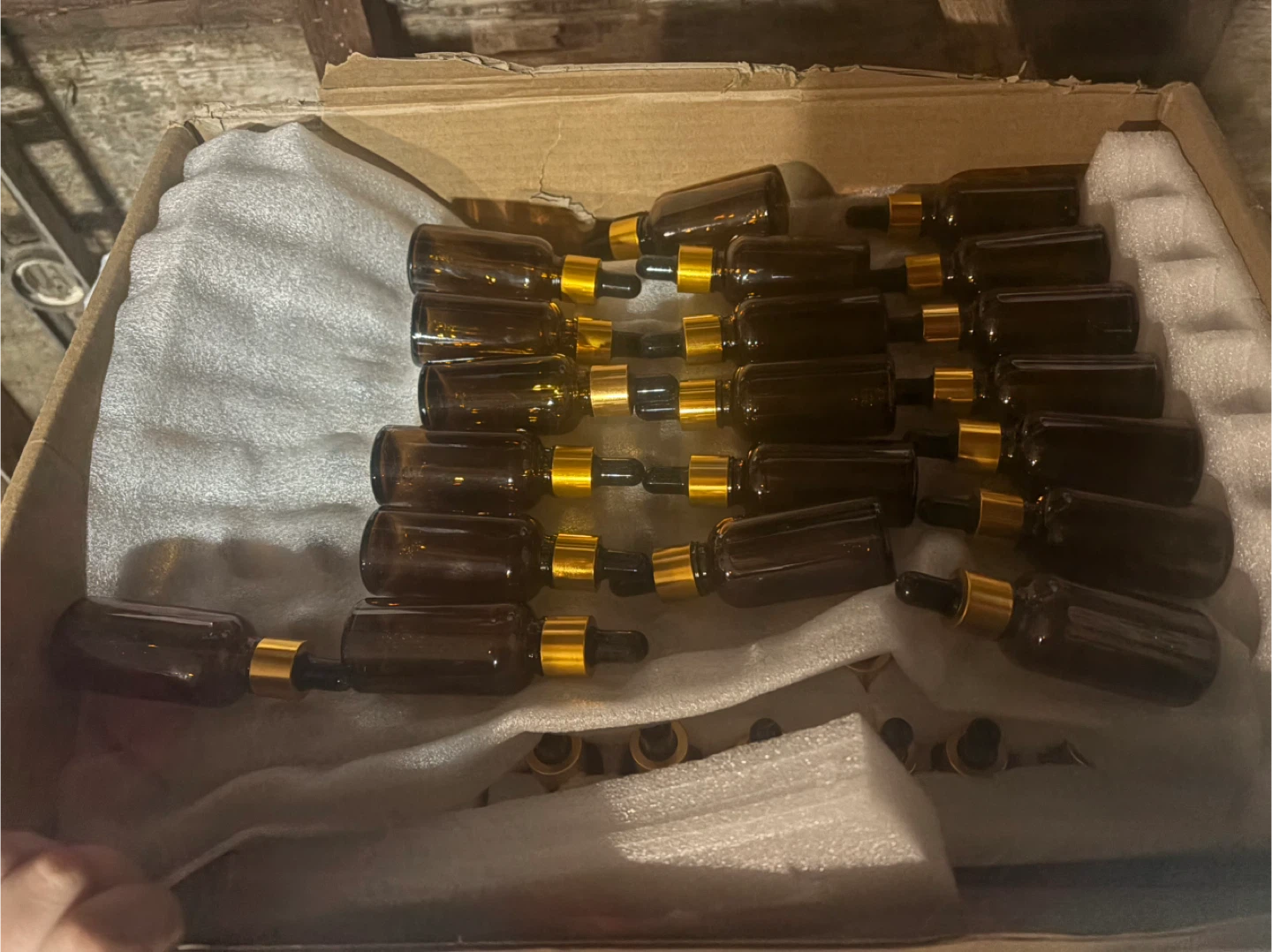 90 piece glass droppers