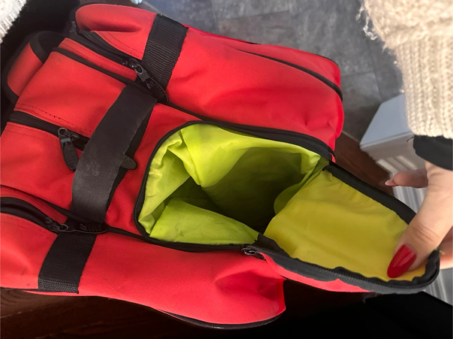 Yonex red tennis bag - photo 3