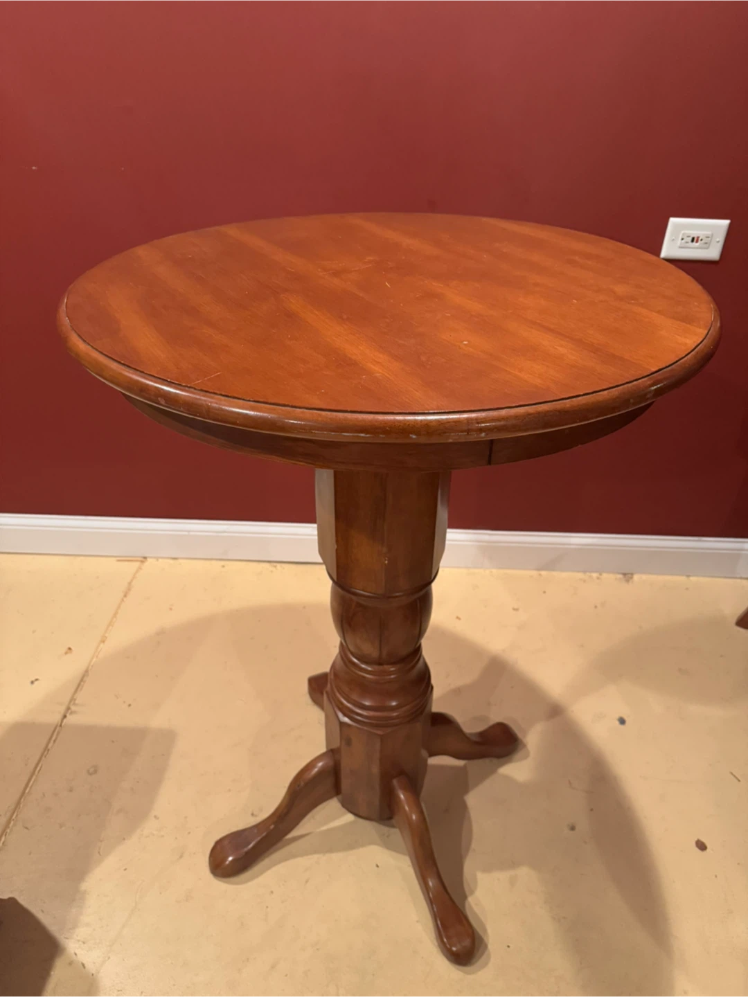 Set of 6 Bar Stools and Round Pub Table - photo 3