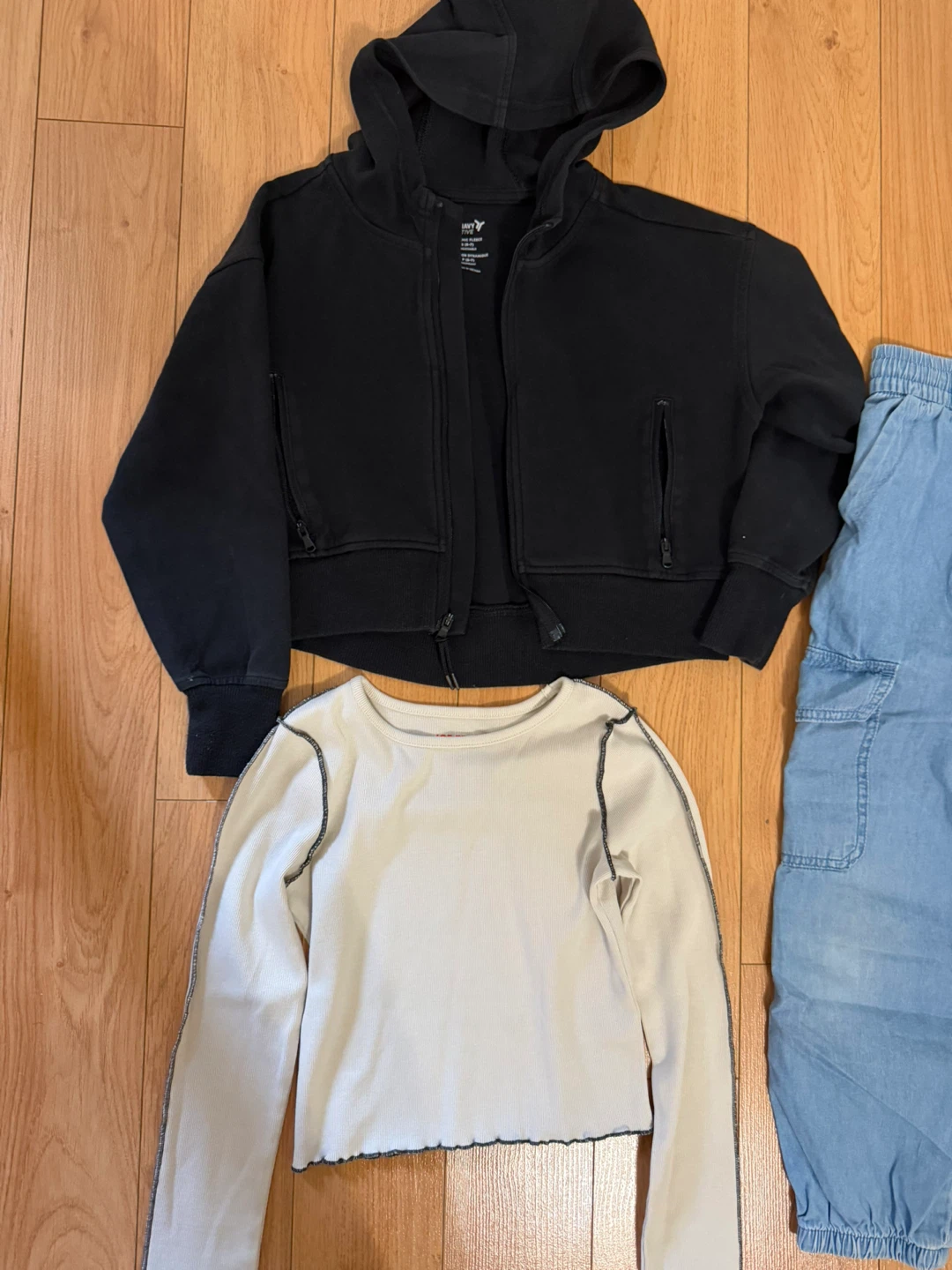 6/7 girls bundle - photo 2