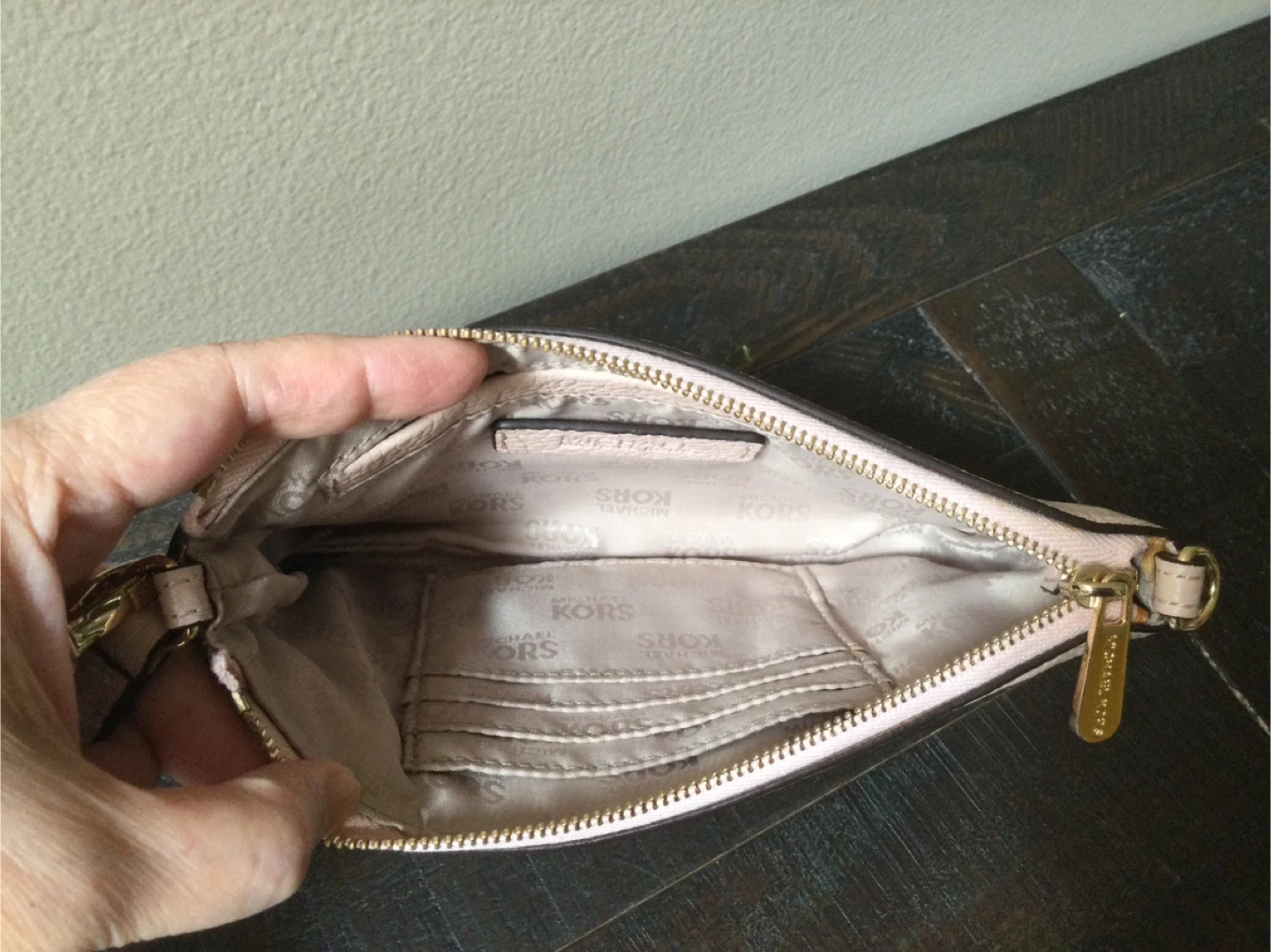 Michael Kors Wristlet Pouch - Blush Pink Leather - photo 4