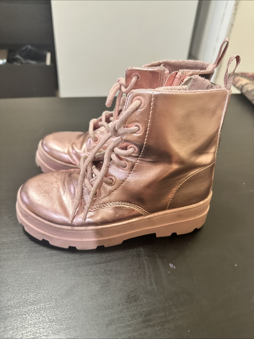 Kids shoes