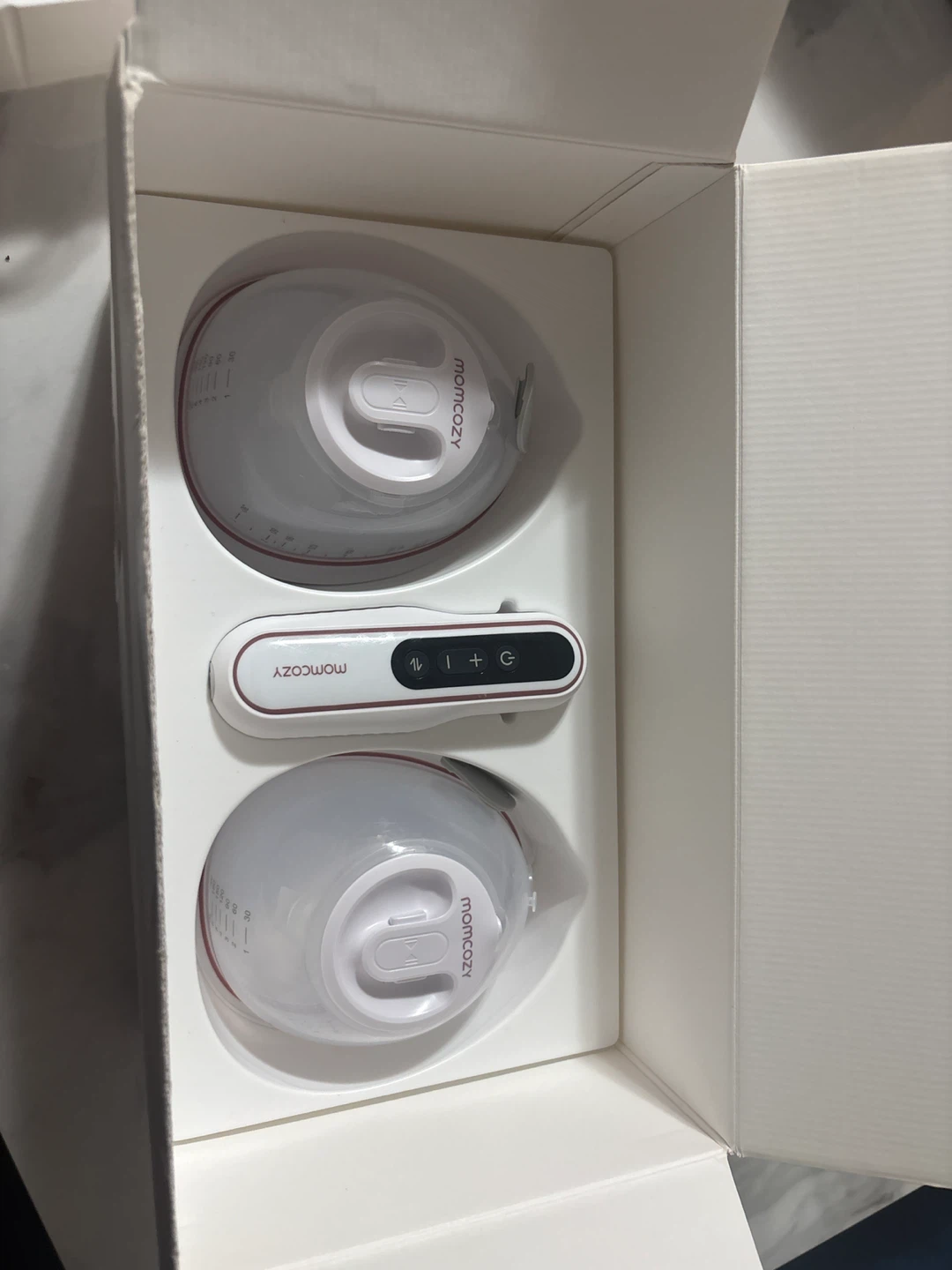 Momcozy V2 Wearable Breast Pump - photo 2