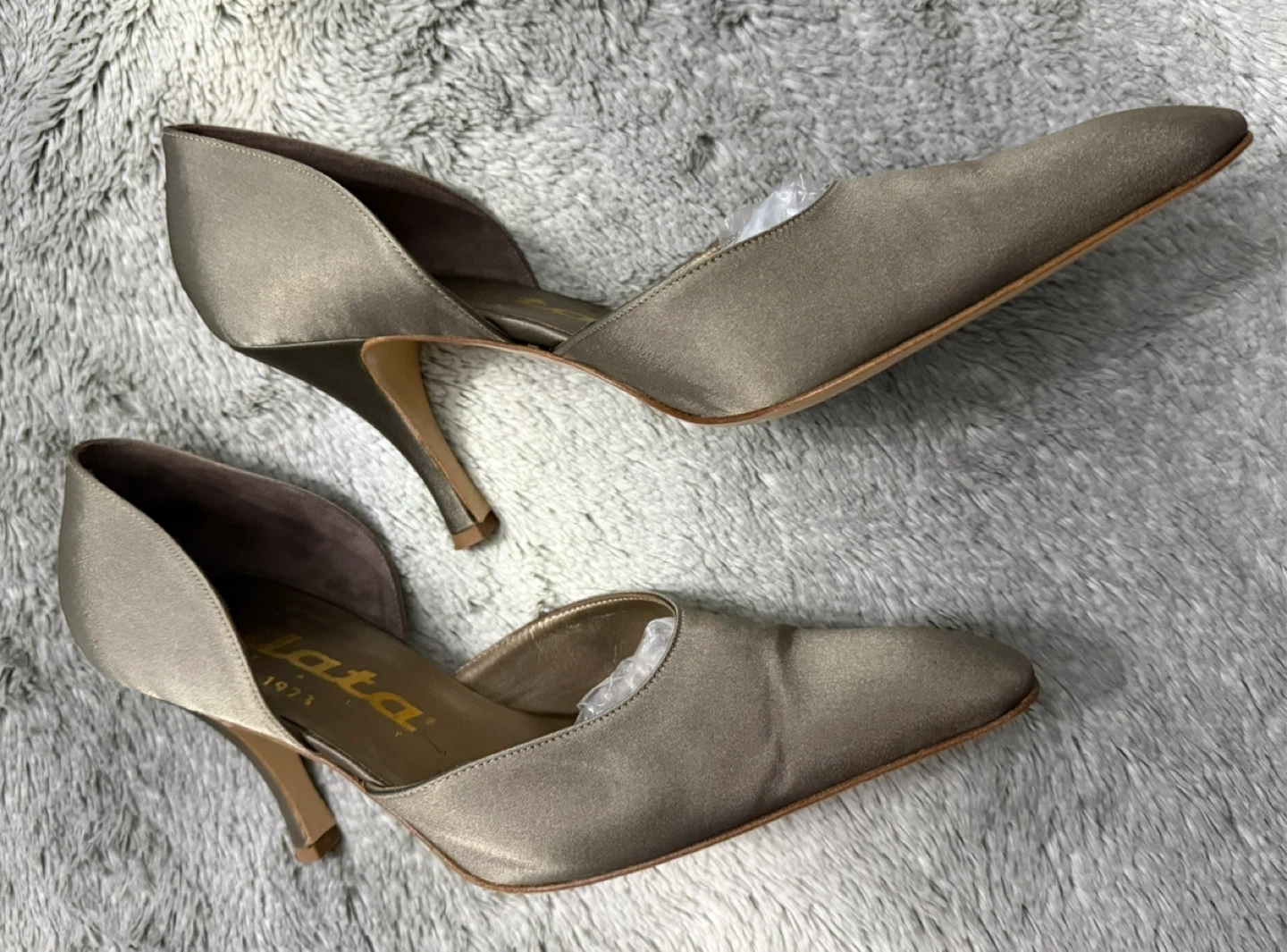Elata Women's olive Satin Heels - photo 4