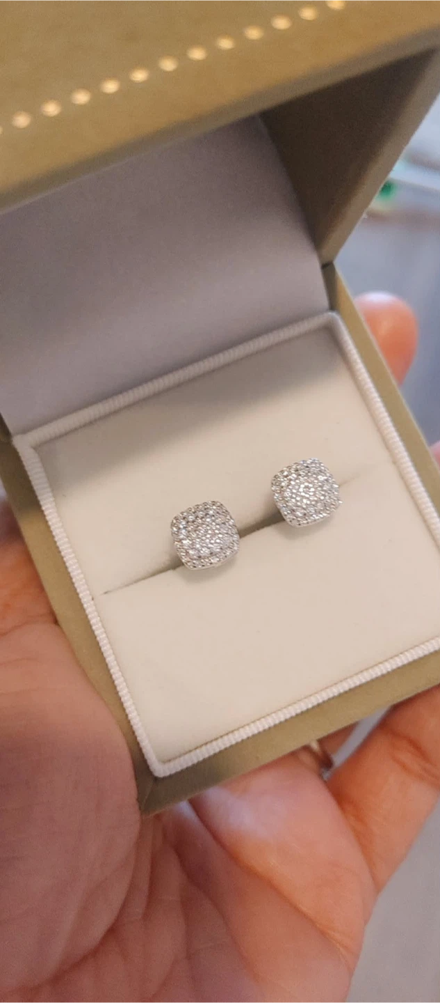 Free test diamond 1.8 co cultivated Sparkly Square Stud Earrings