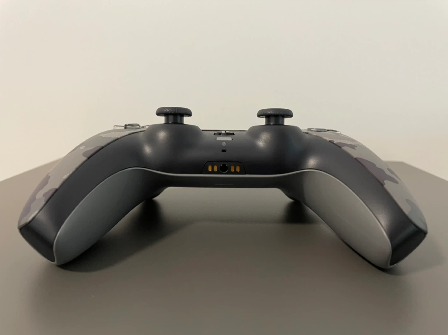 PS5 DualSense Controller in Camo Grey with Warranty - photo 2