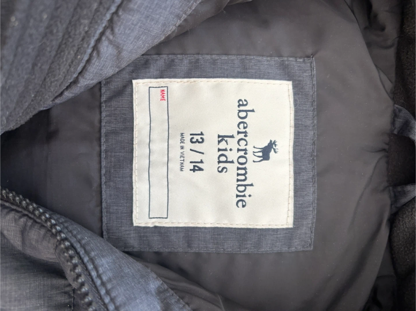 Abercrombie Kids Puffer Vest Grey Size 13/14 - photo 2