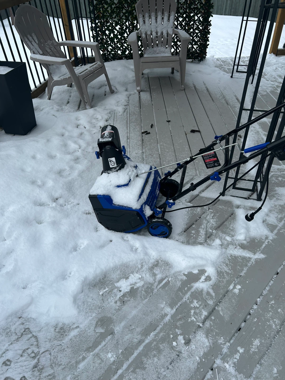 Yard Machines Snow Blower - photo 2