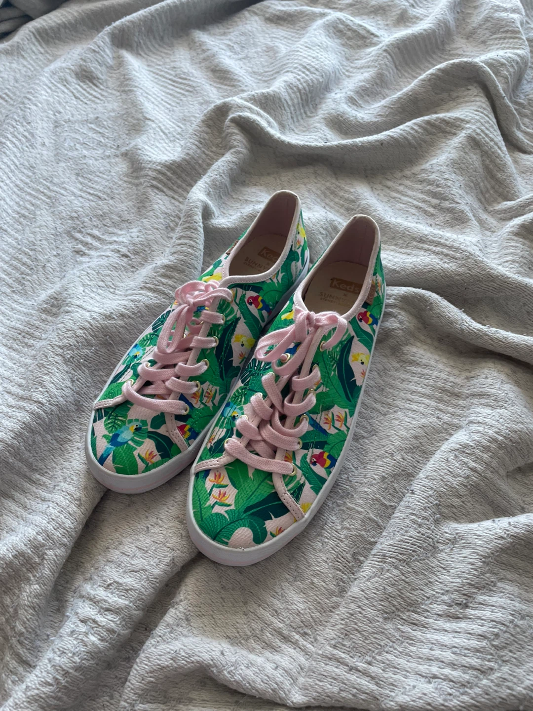 Keds x Sunnylife Shoes Size 9