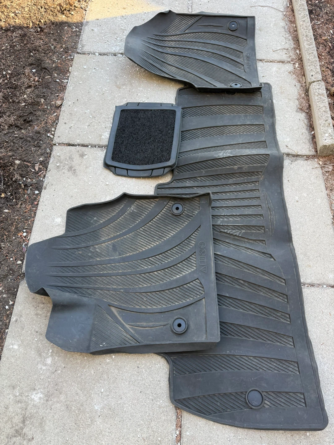 Set of 4 All-Weather Rubber Floor Mats