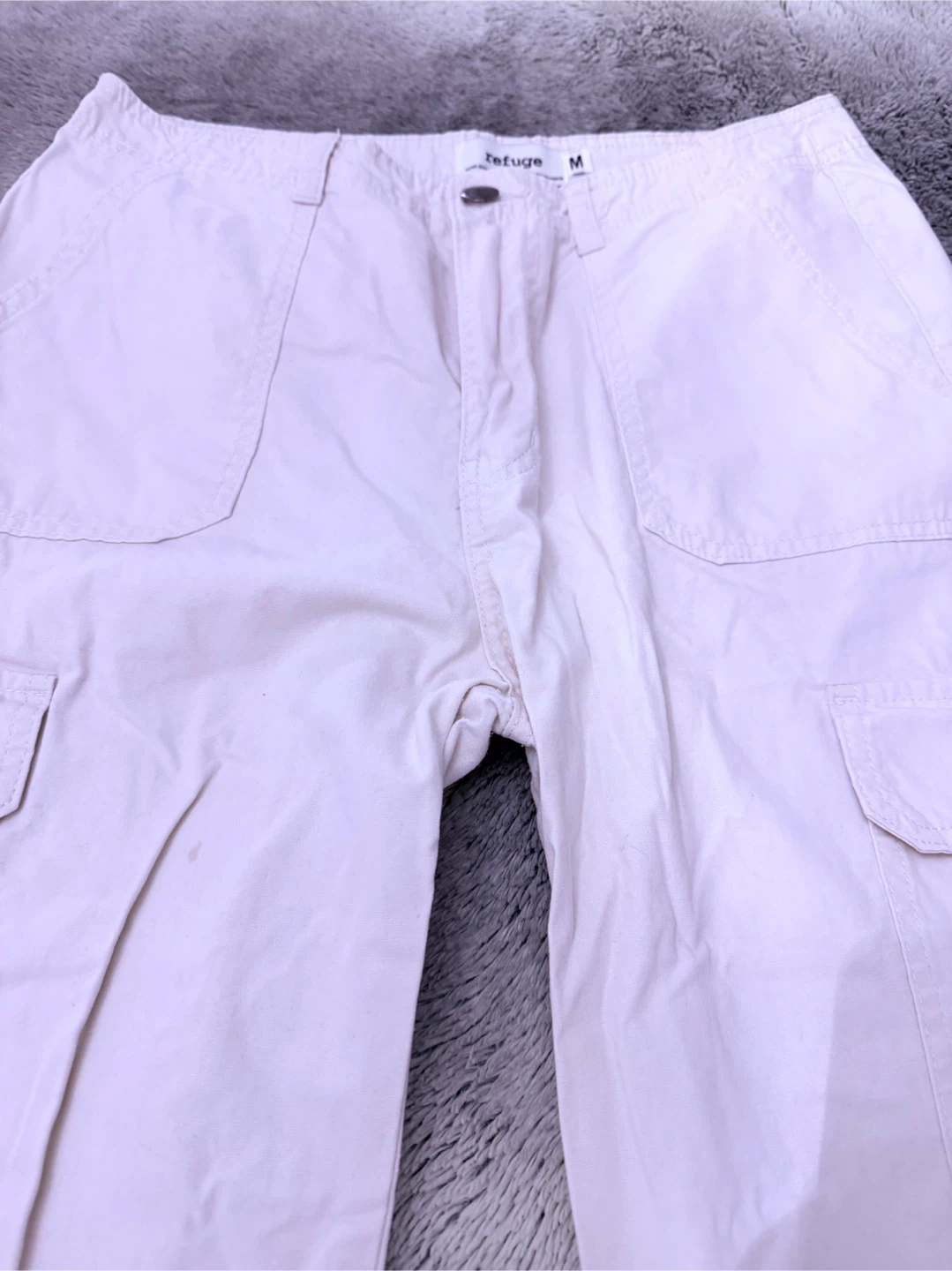 Refuge Cargo Pants - Size Medium - photo 3