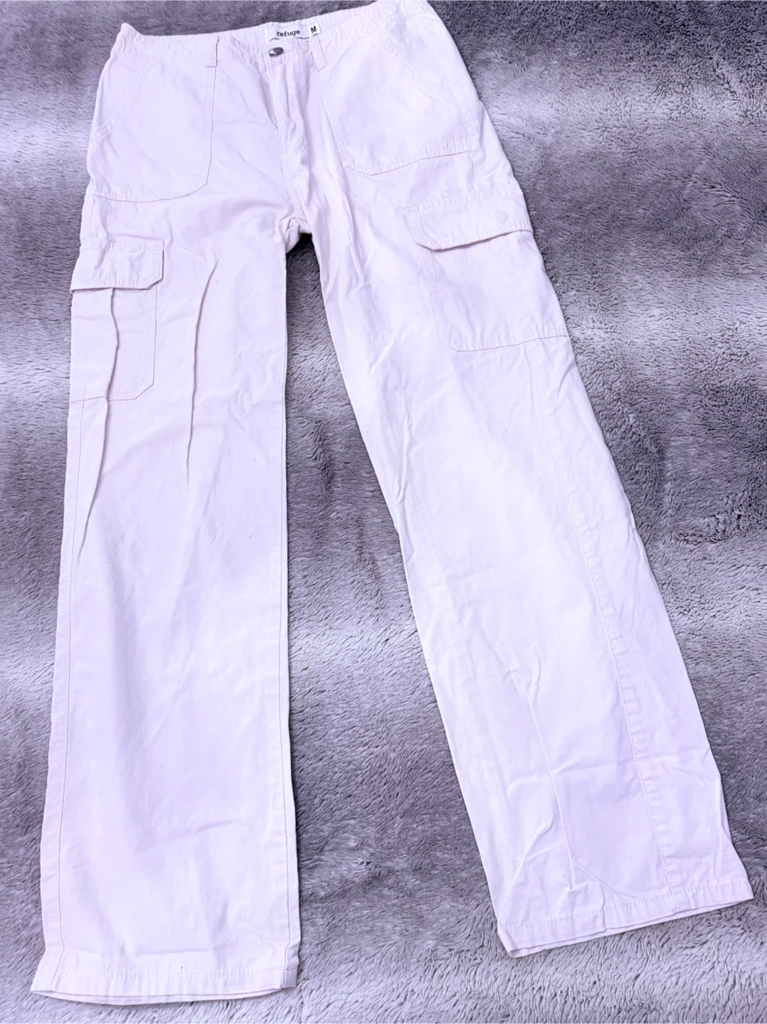 Refuge Cargo Pants - Size Medium