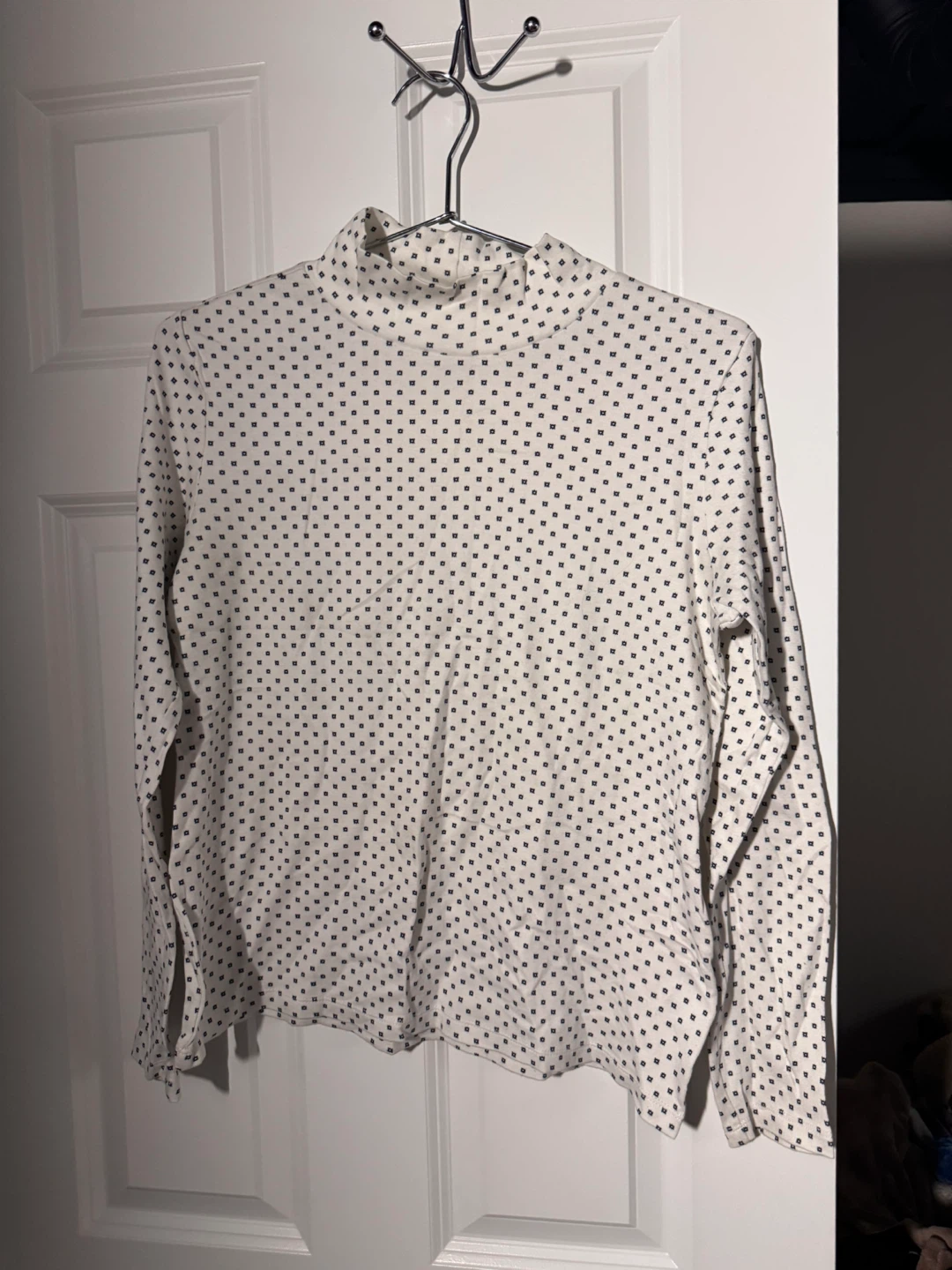 Croft & Barrow White Floral Turtleneck Sweater - photo 2
