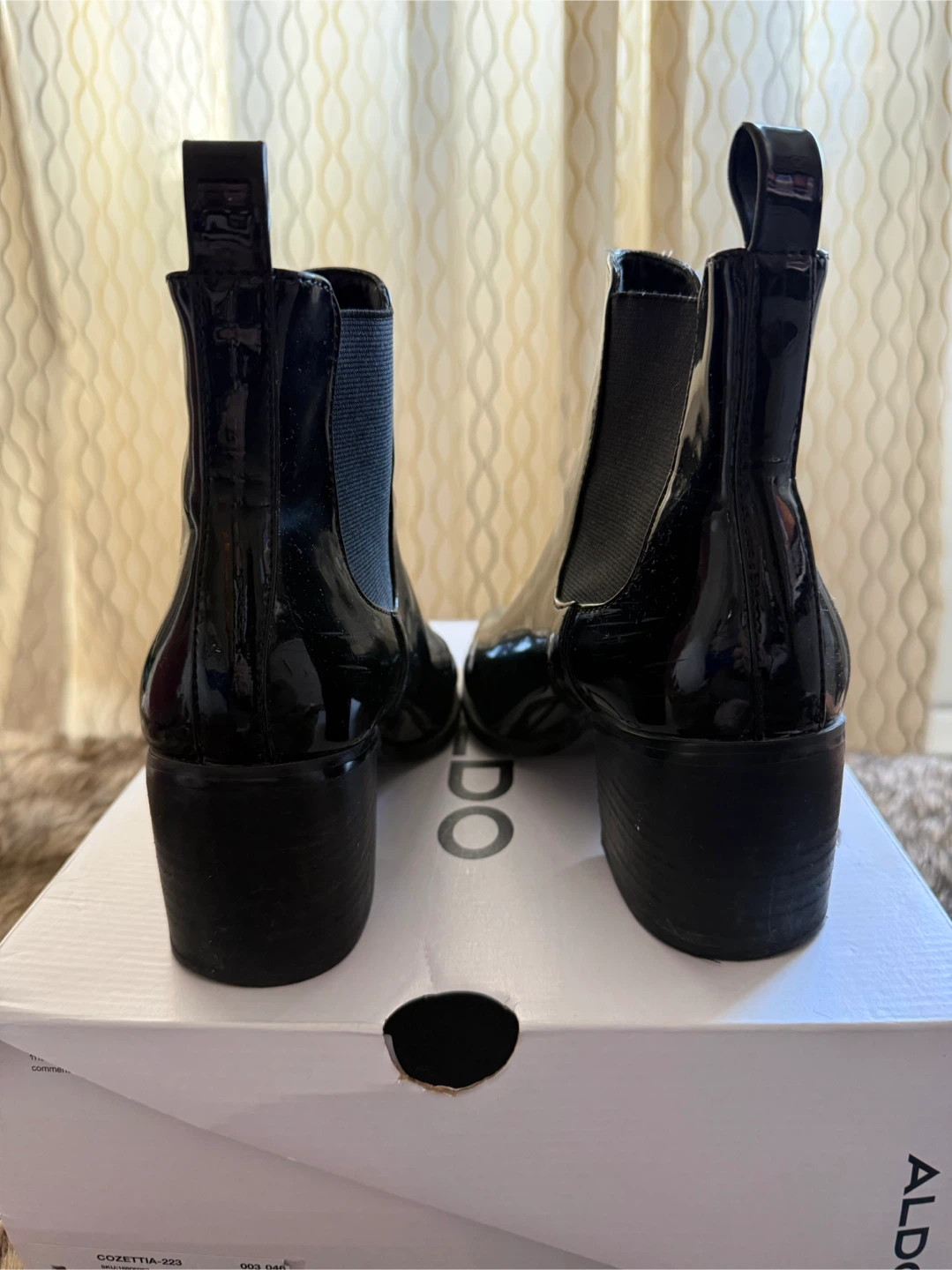 Aldo Black Patent Ankle Boots - photo 4