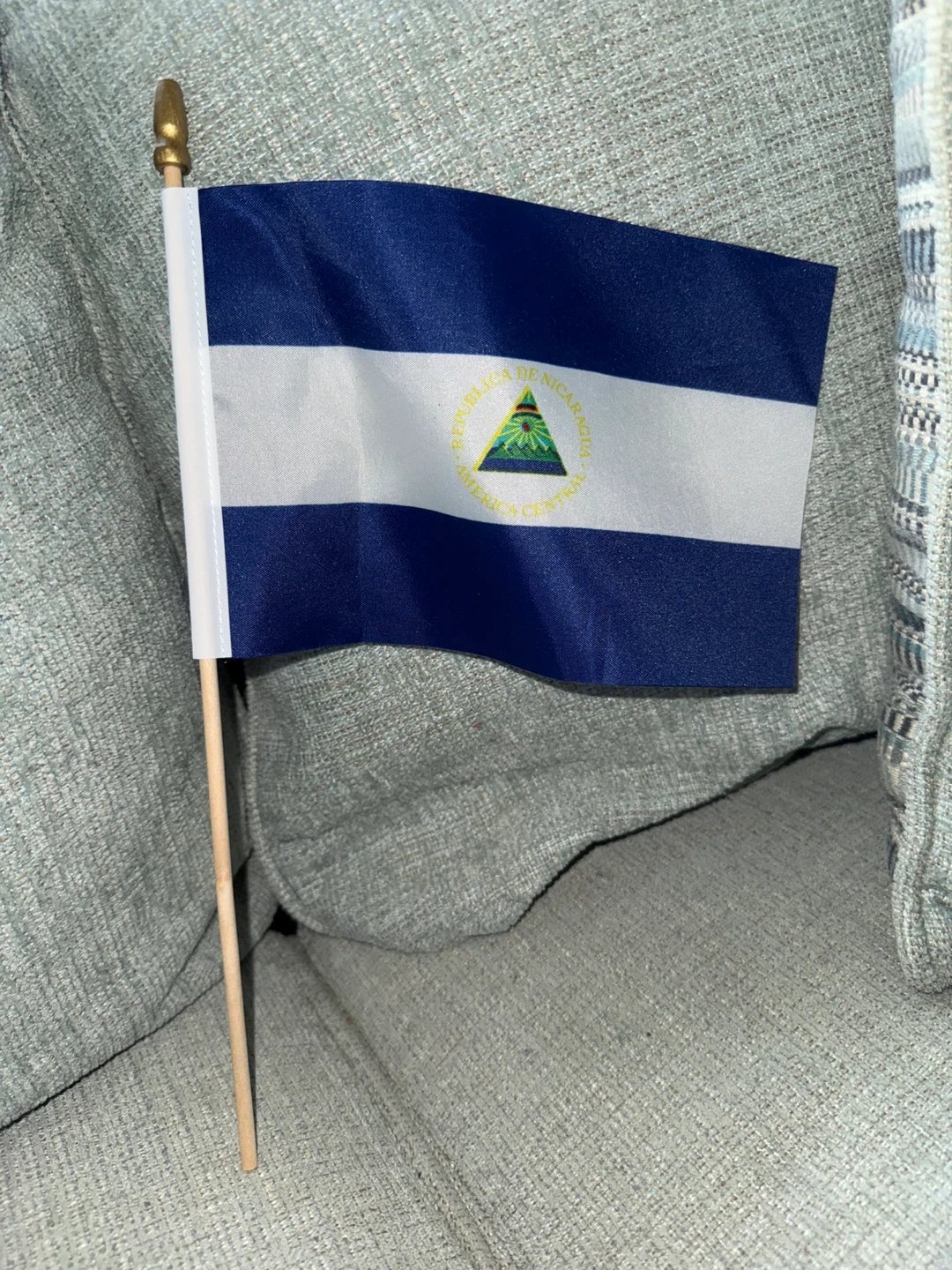 🧡Nicaragua Handheld Flag 🧡 - photo 3