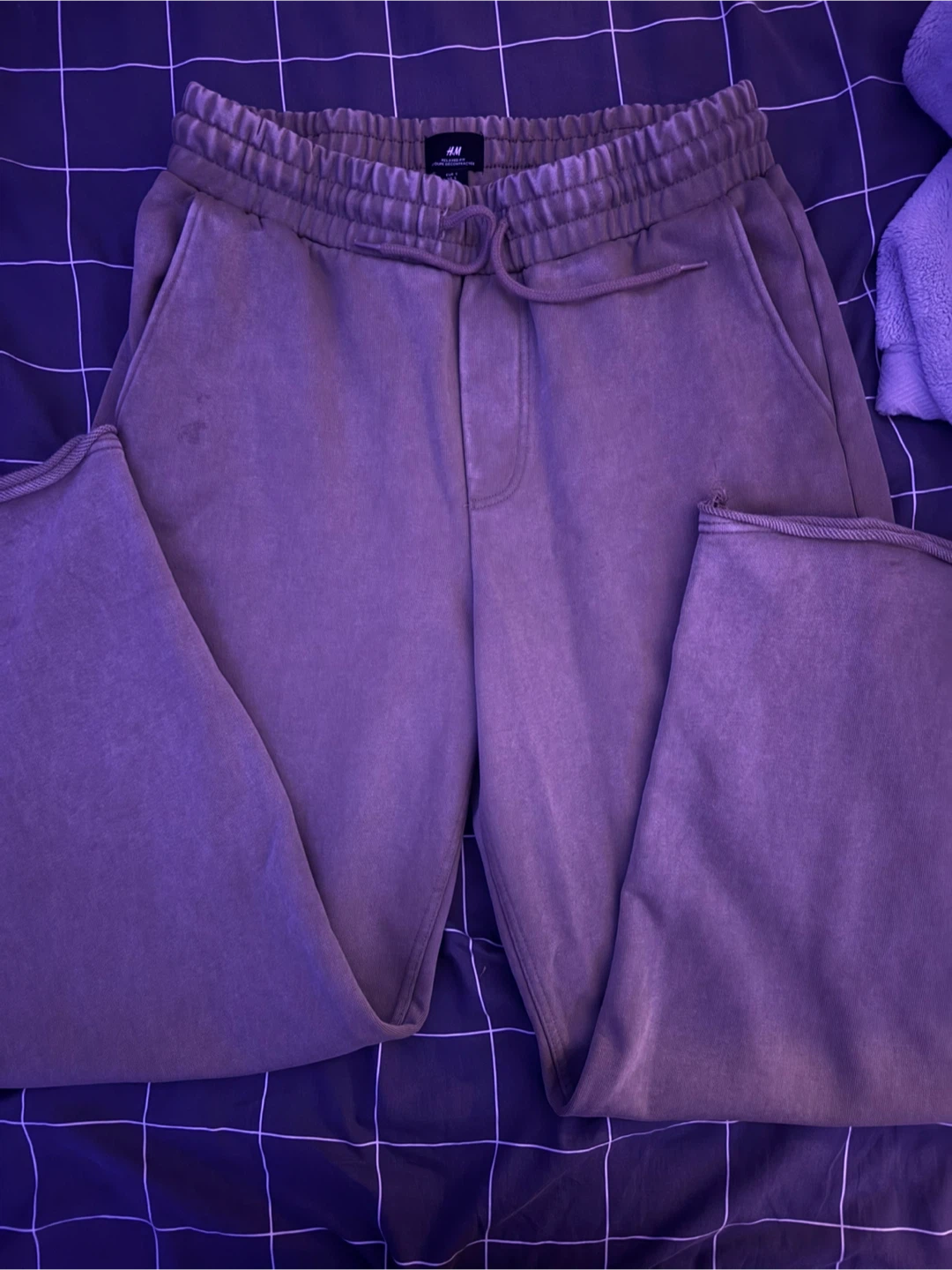 H&M green"Sunset" Hoodie and Joggers Set - photo 2