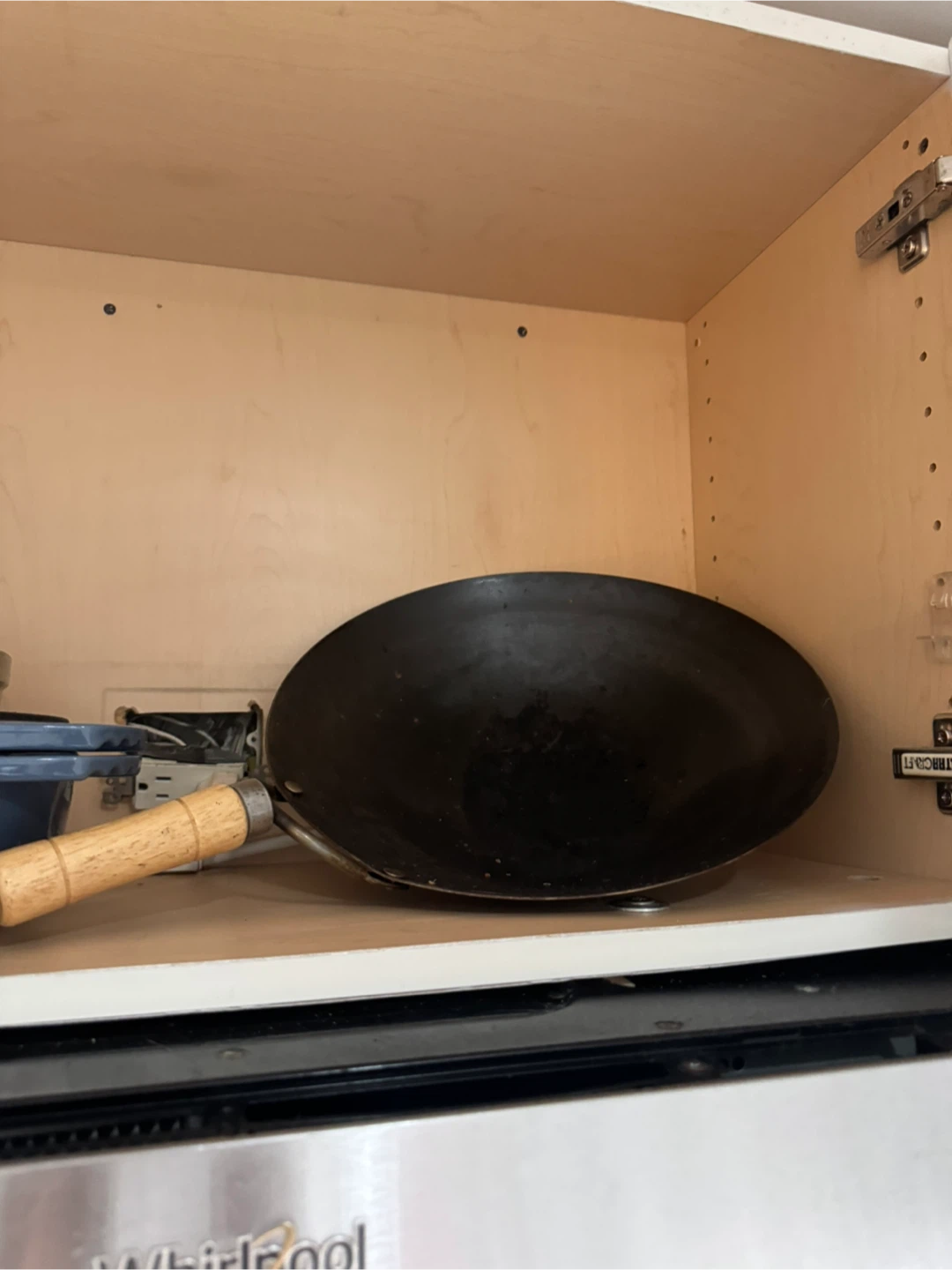 Carbon Steel Wok with Wooden Handle - photo 3