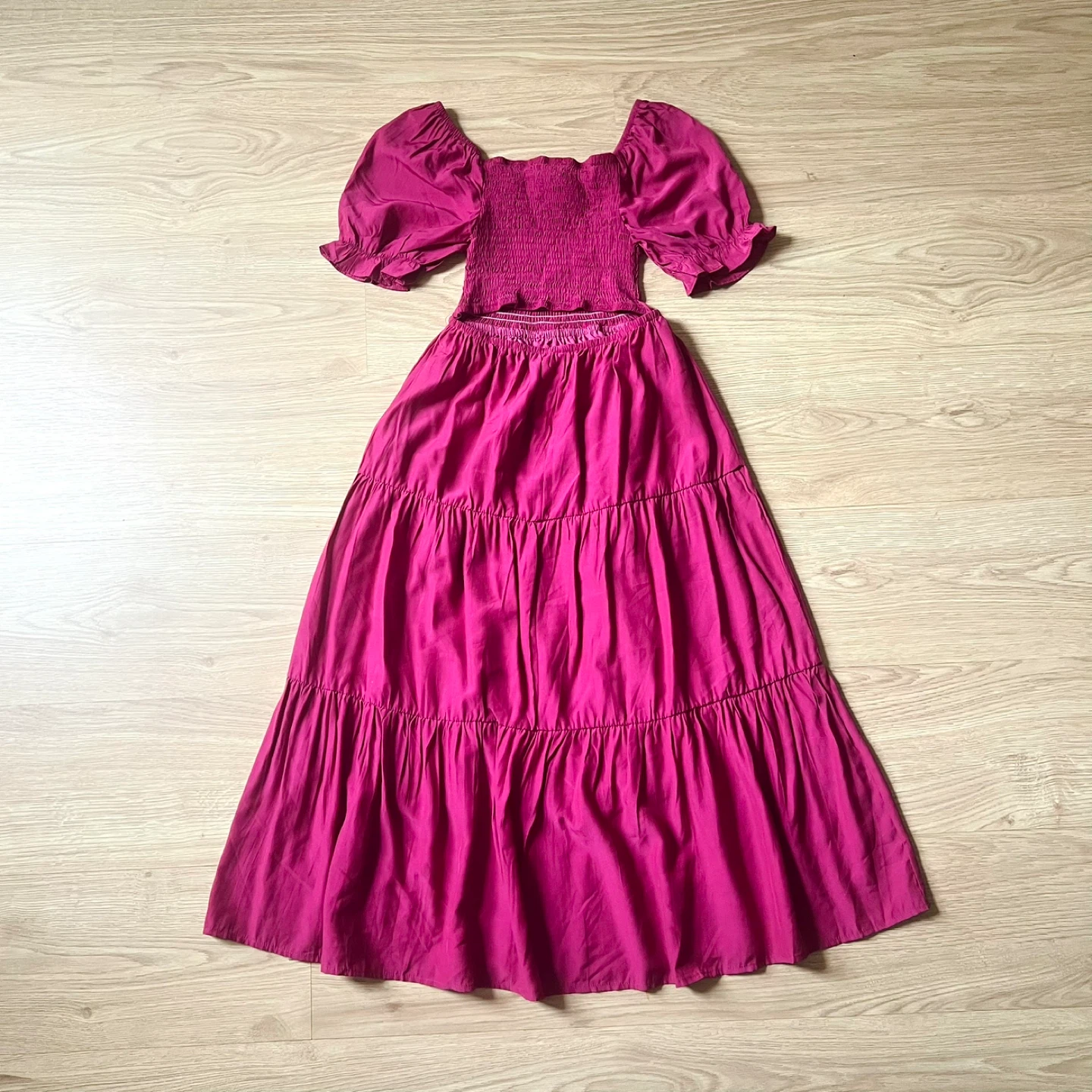 Pink Short Sleeve Smocked Tiered Cutout Short Sleeve Midi Dress - photo 3