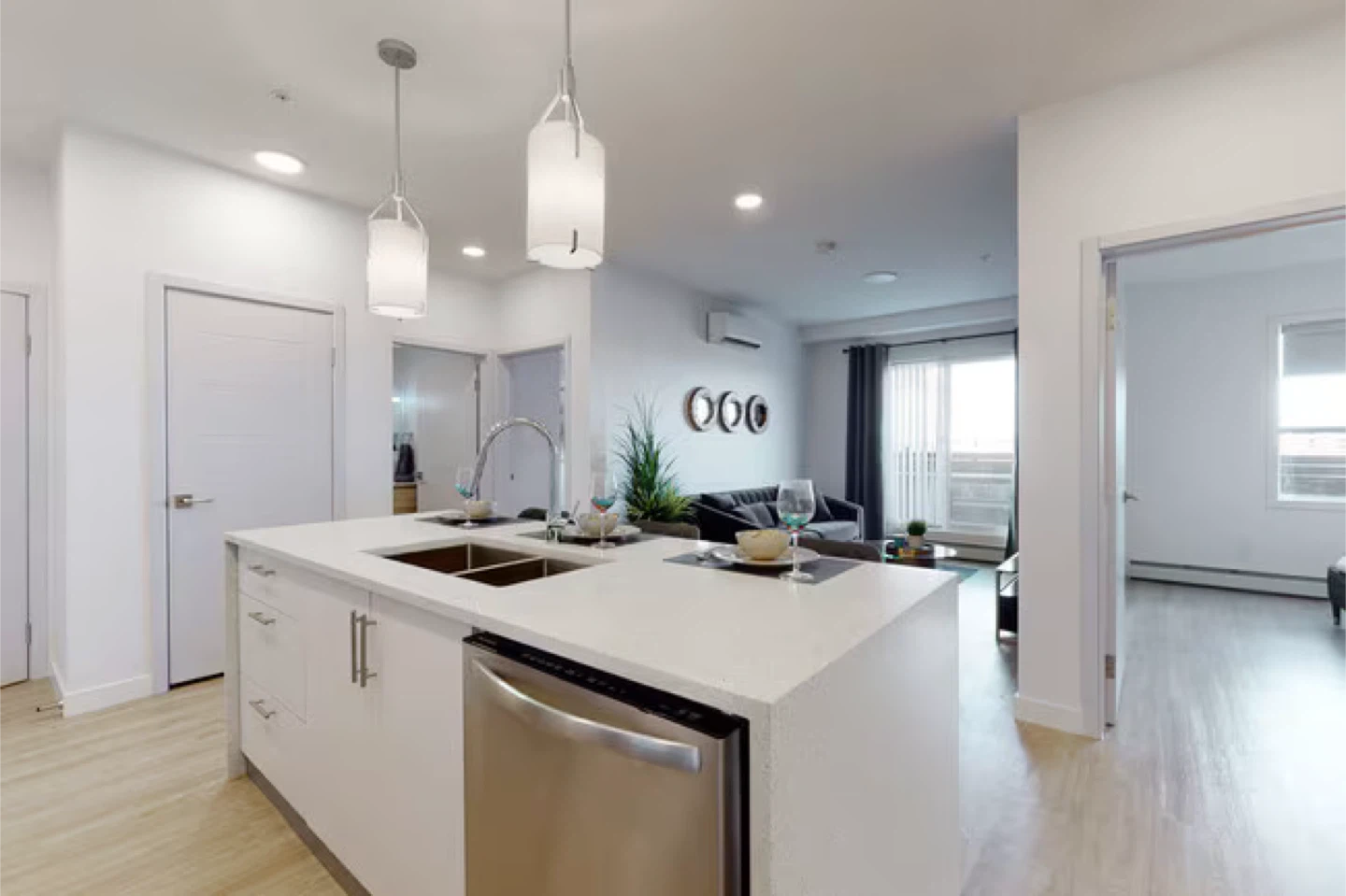 🔥 2 Bed / 2 Bath Apartment – FREE April Rent - photo 3