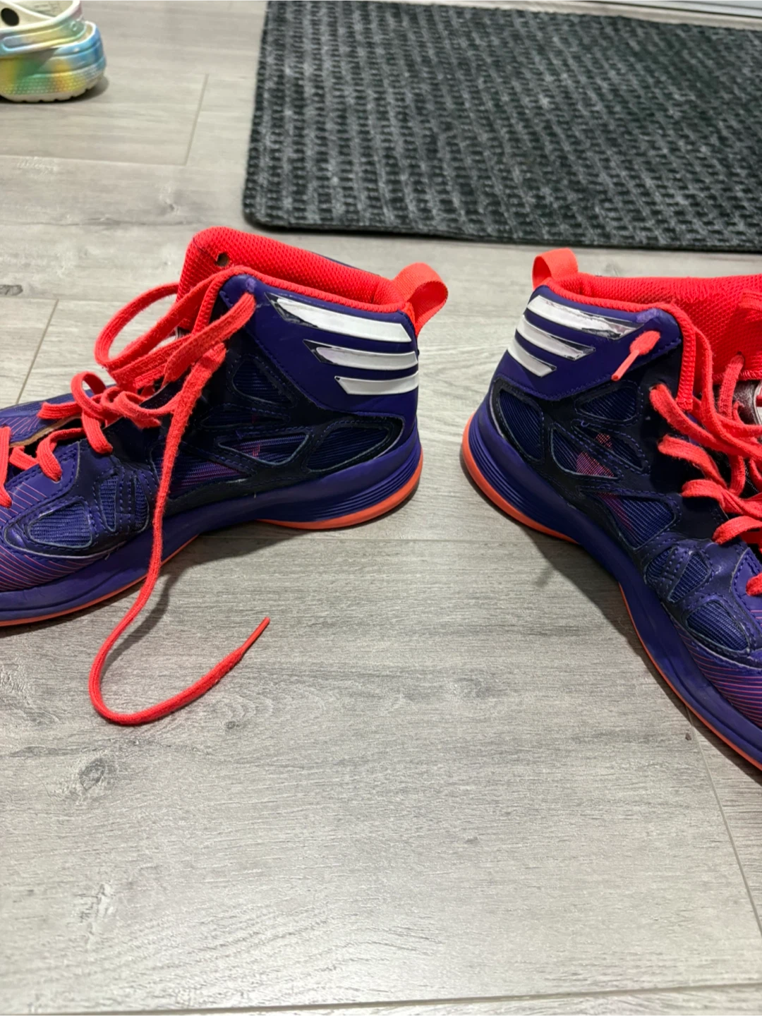 Adidas Basketball Shoes US men 6.5/ women 7.5 EU 39 1/3 - photo 5