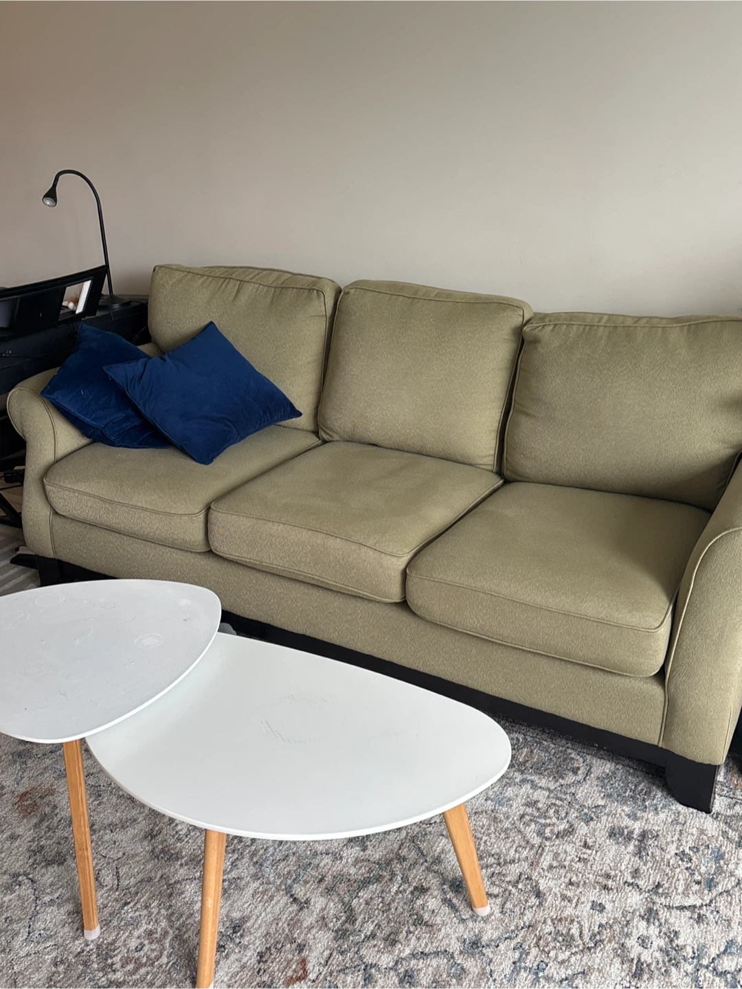 Khaki Green 3-Seater Sofa with Blue Pillows - photo 2