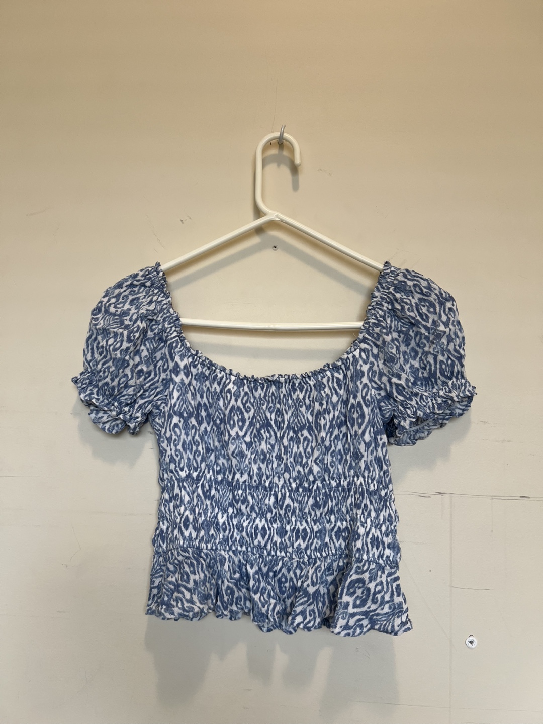 Blue White Print Crop Top - Size M - photo 2