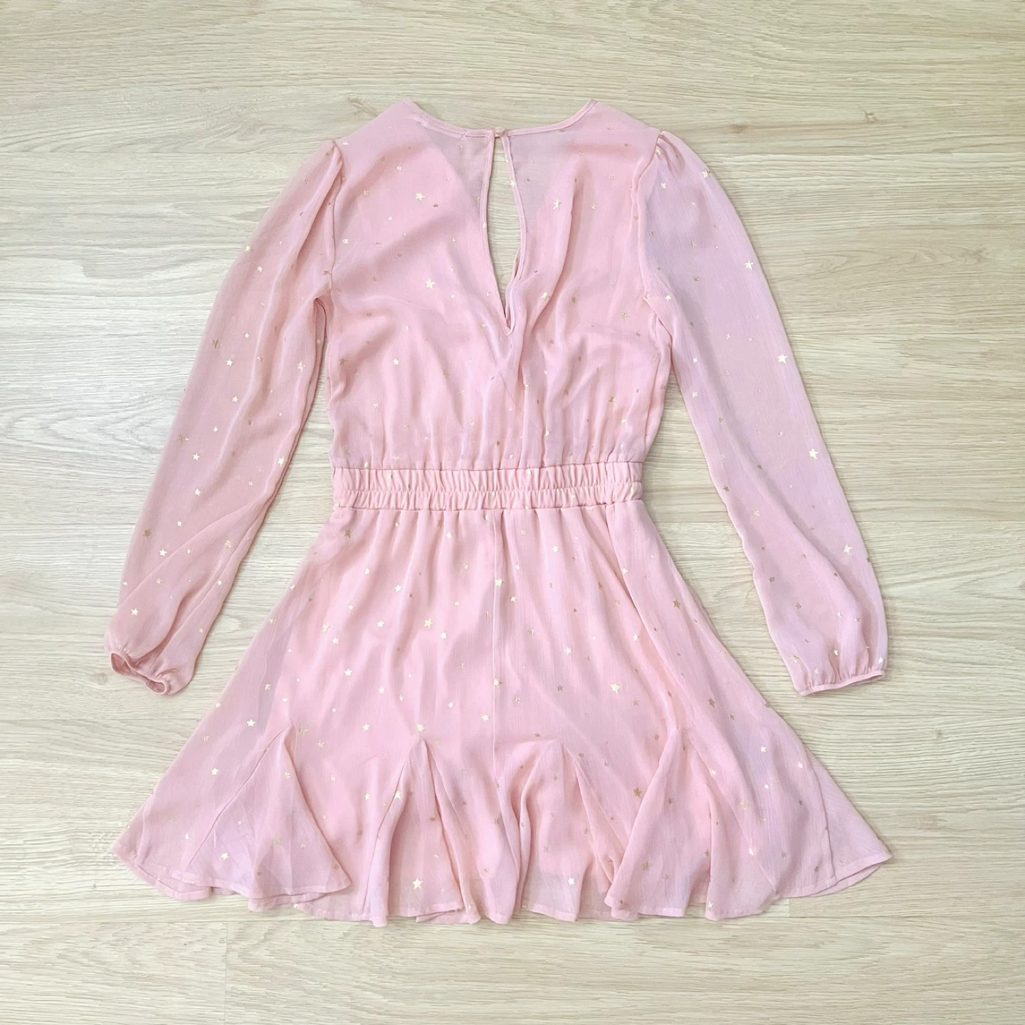 Mi ami Pink Surplice Star Print Long Sleeve Dress - photo 5