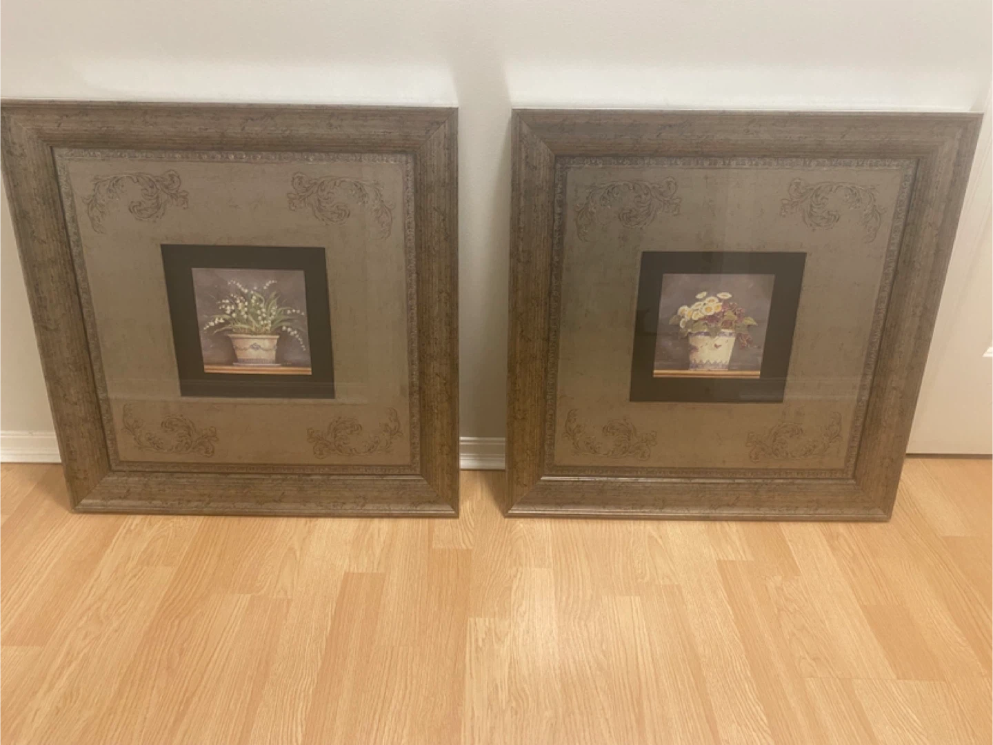 Framed Wall Art - Set of 2 Floral Prints