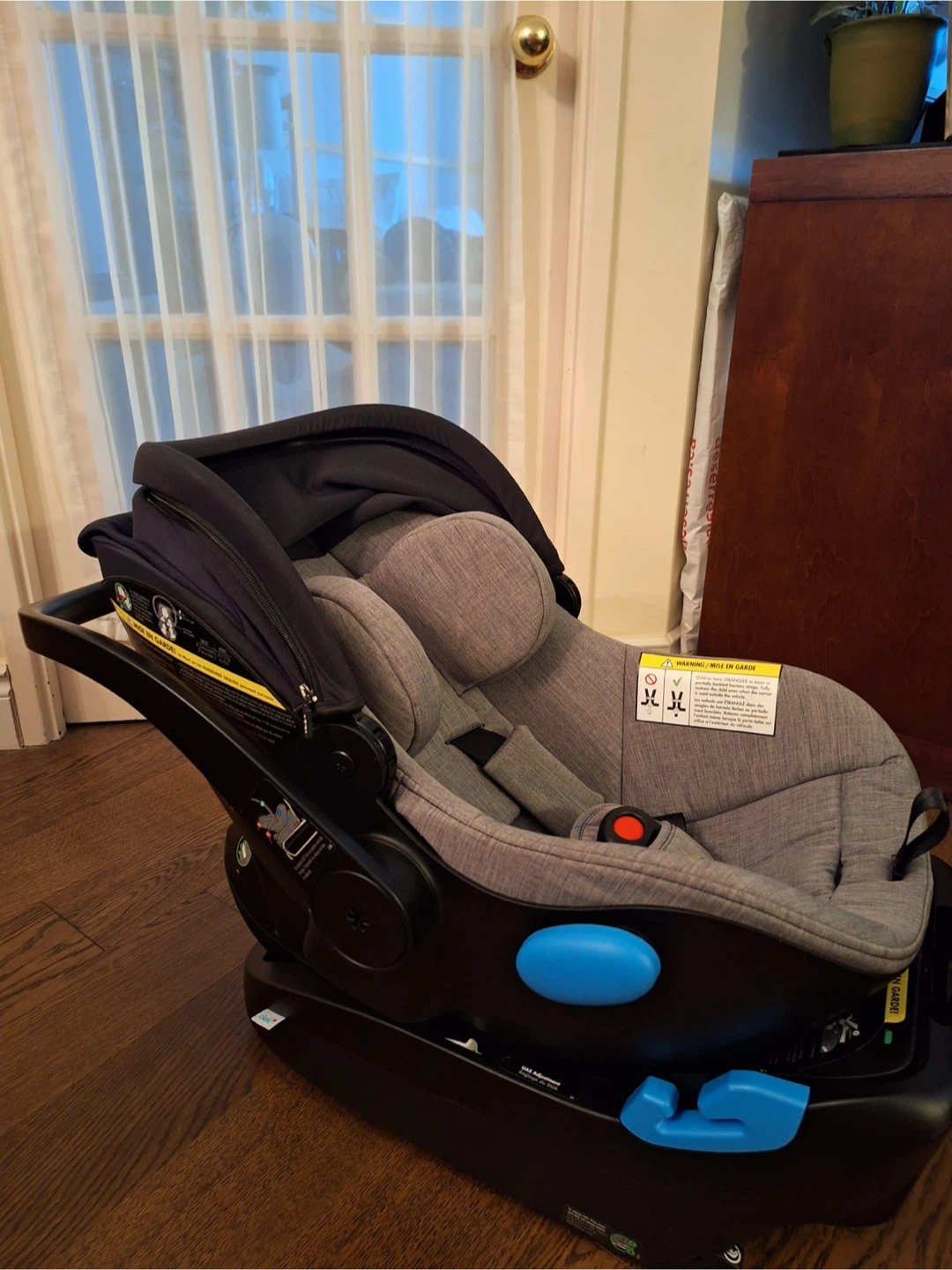 Clek Liing infant car seat - photo 2