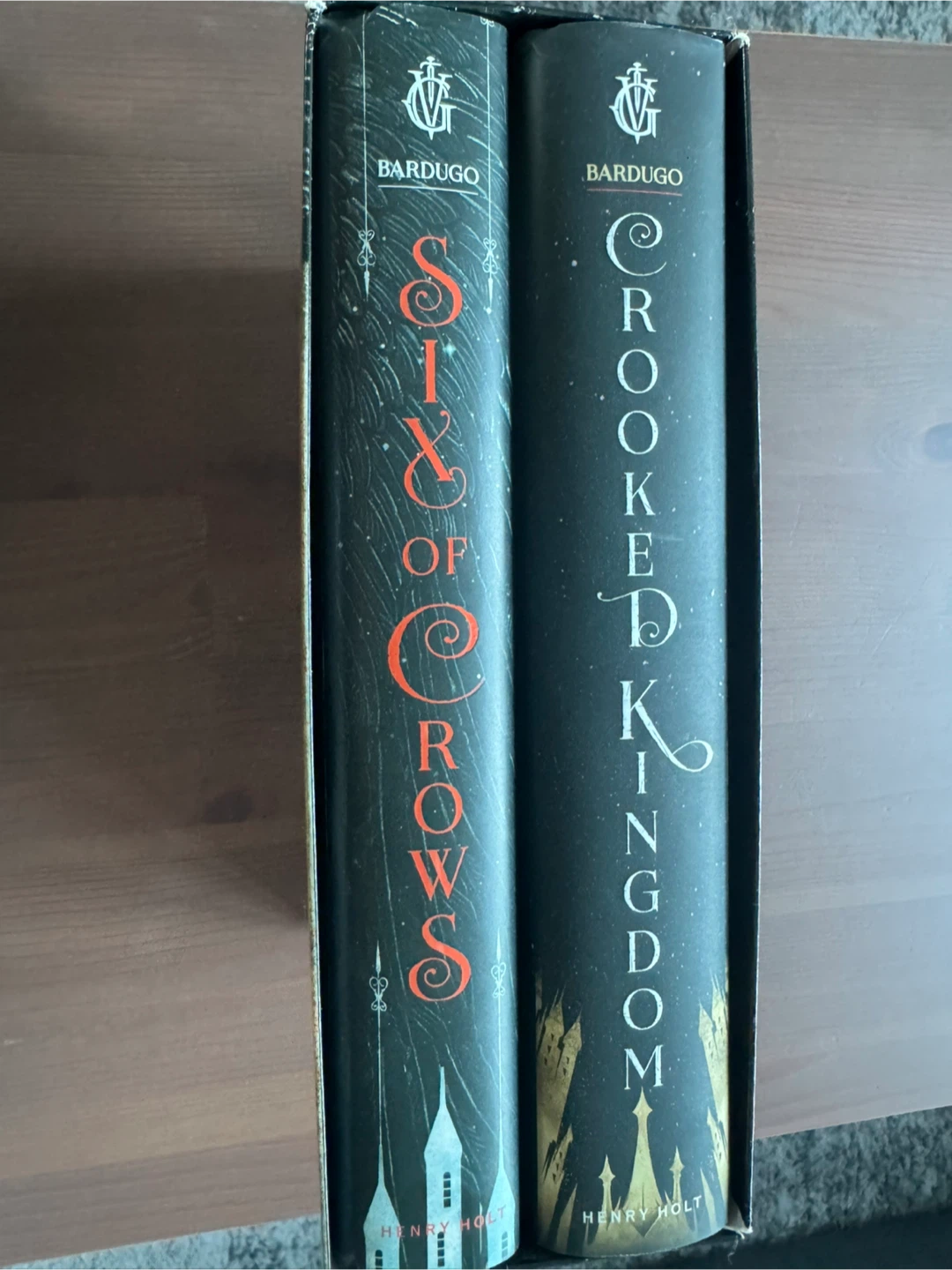 The Six of Crows Duology Box Set by Leigh Bardugo - photo 2