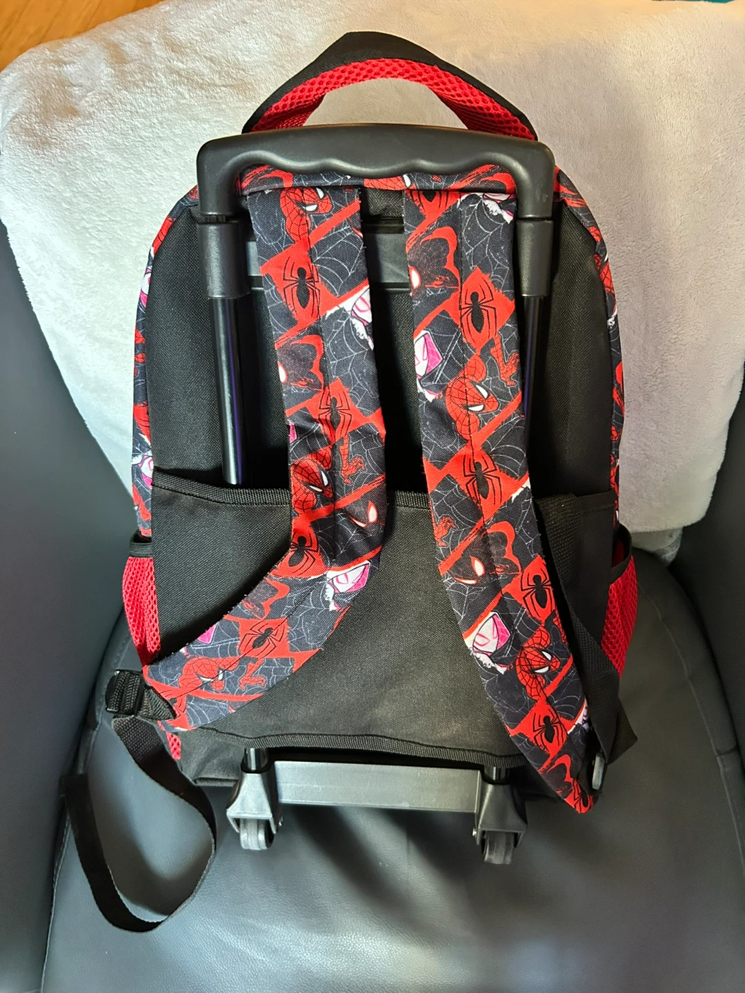 Spider-Man Rolling Backpack - photo 2