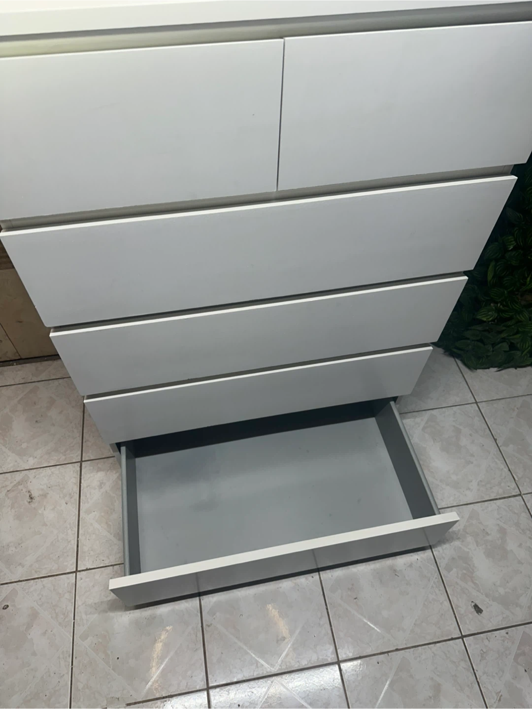 White 6-Drawer Dresser - photo 5