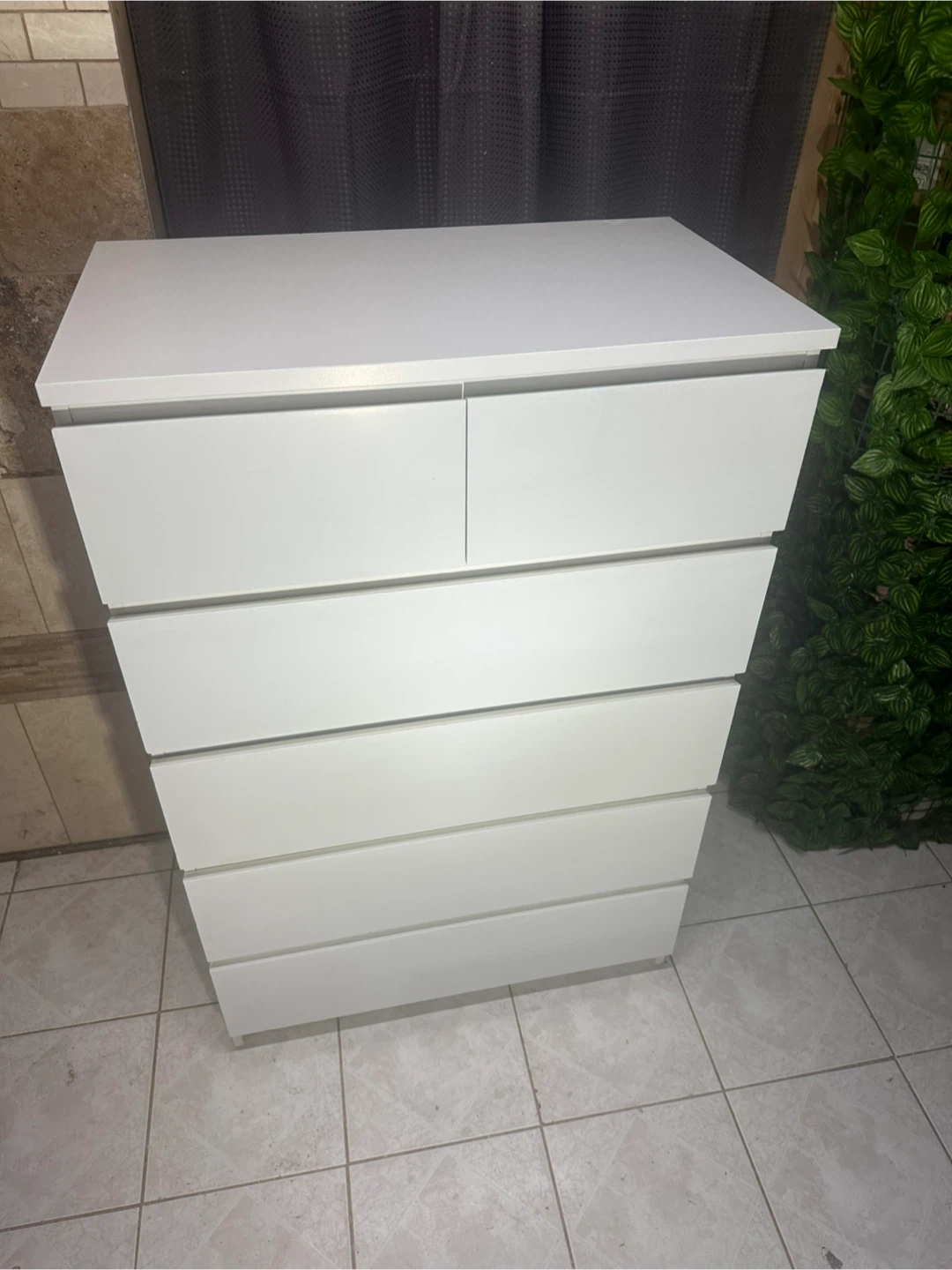 White 6-Drawer Dresser