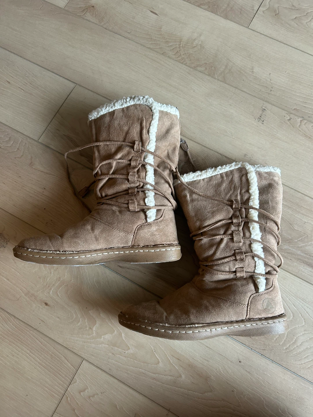 Brown Suede Winter Boots with Sherpa Lining