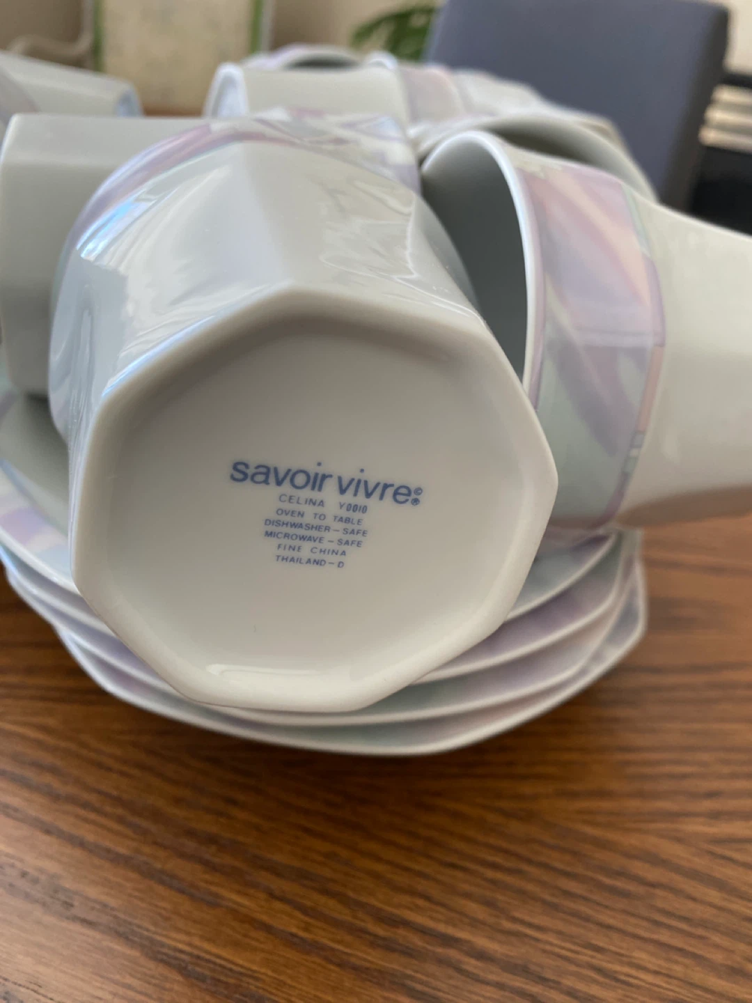 Savoir Vivre Fine China Coffee Set $55